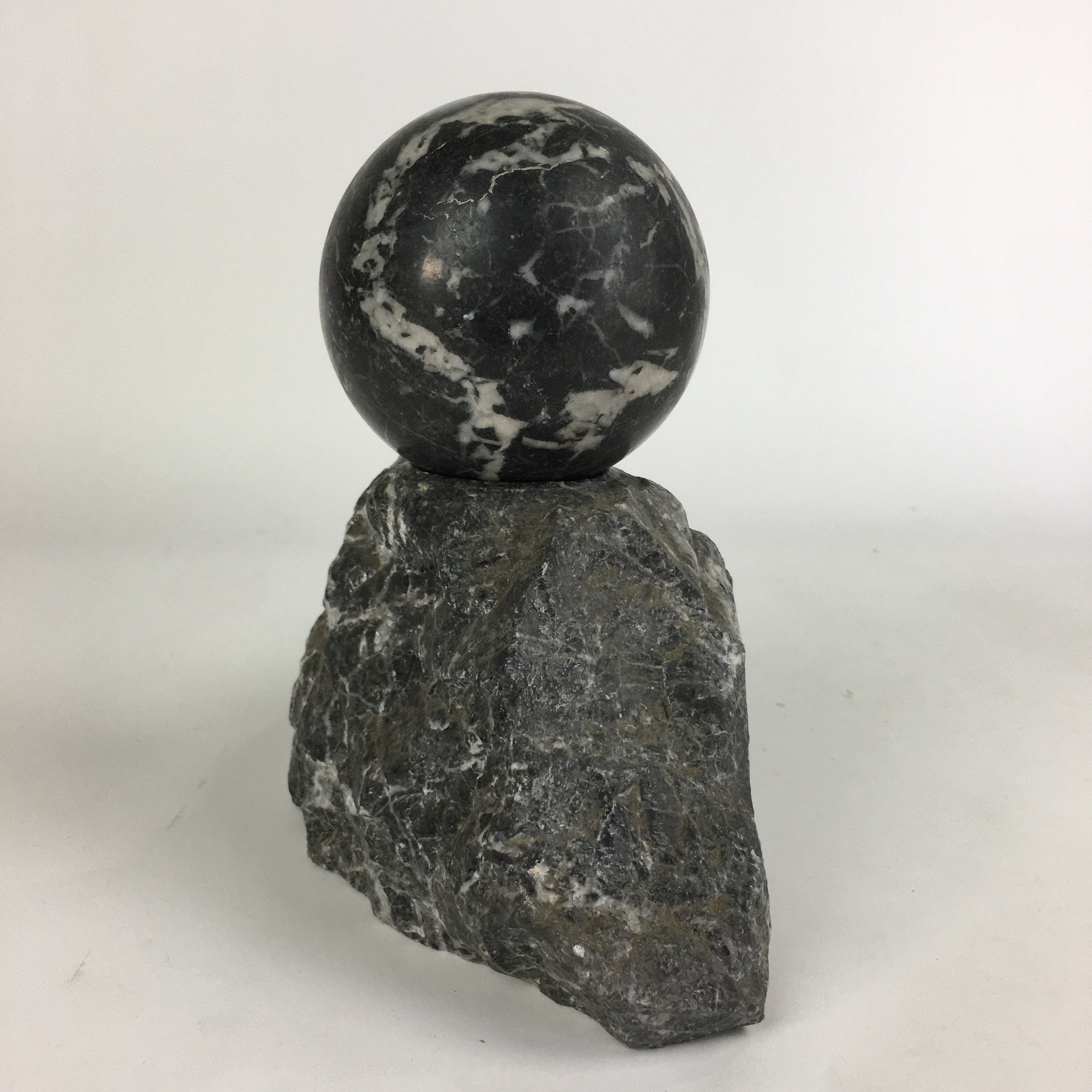 Japanese Viewing Stone Sphere Ball Zen Buddhist Viewing Stone Suiseki JK214