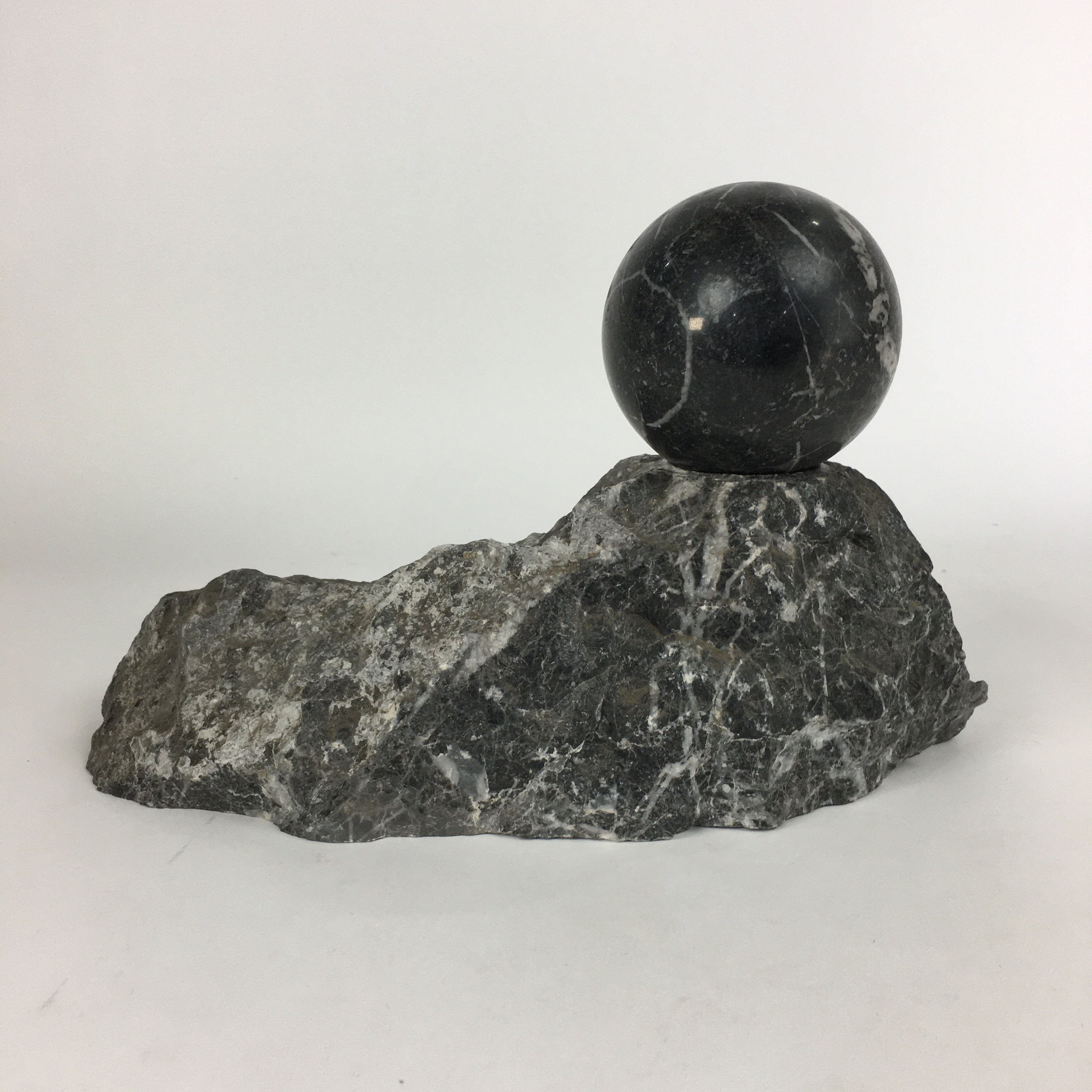 Japanese Viewing Stone Sphere Ball Zen Buddhist Viewing Stone Suiseki JK214
