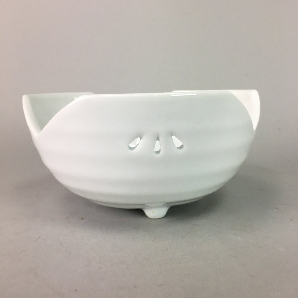Japanese White Porcelain Snack Bowl Vtg Kobachi Flower White Floral Design QT44
