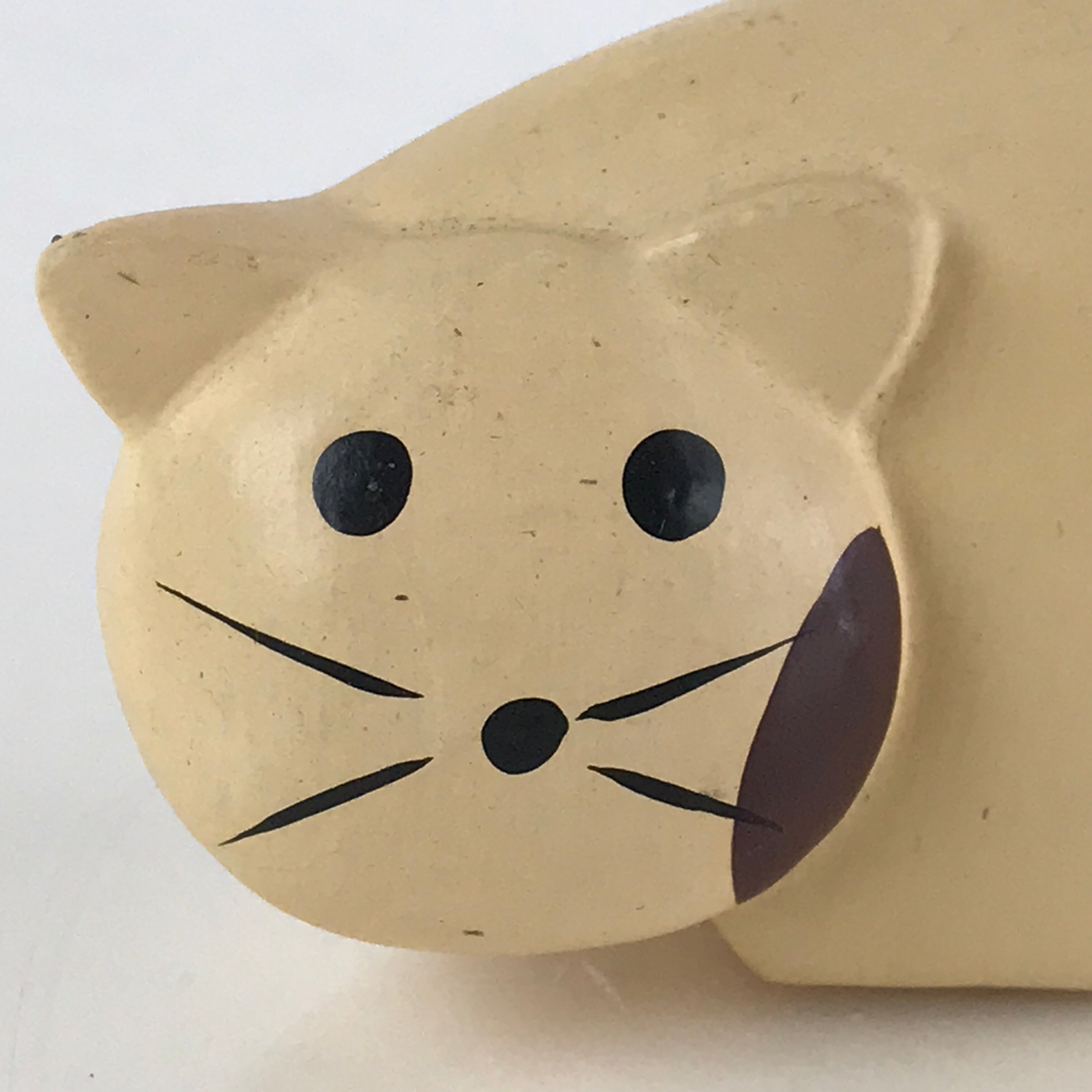 Japanese Wood Carving Cat Figurine Vtg Hand-Crafted Brown White Ornament BD836