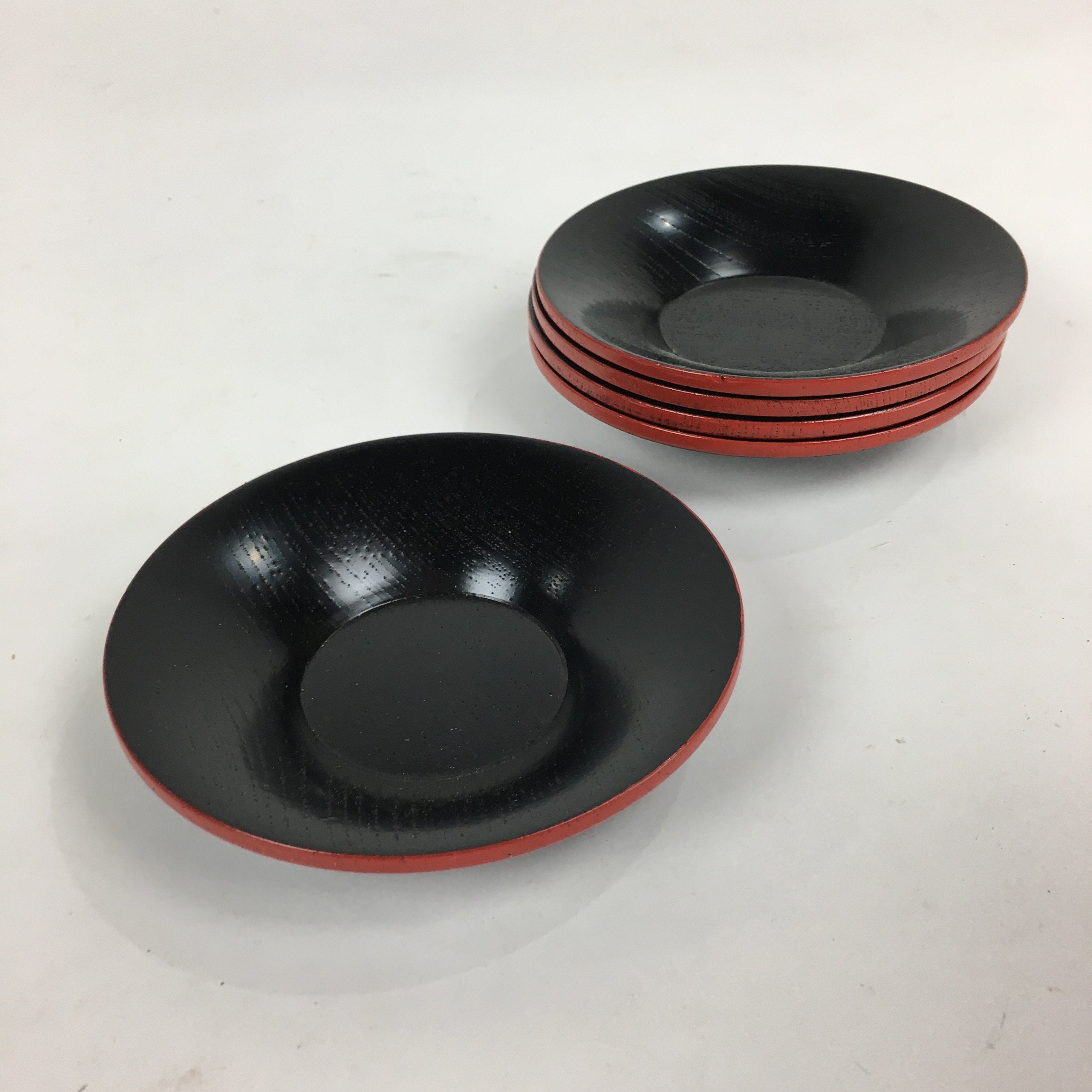 Japanese Wood Lacquer Drink Saucer 5pc Set Vtg Chataku Coaster Red Black UR535
