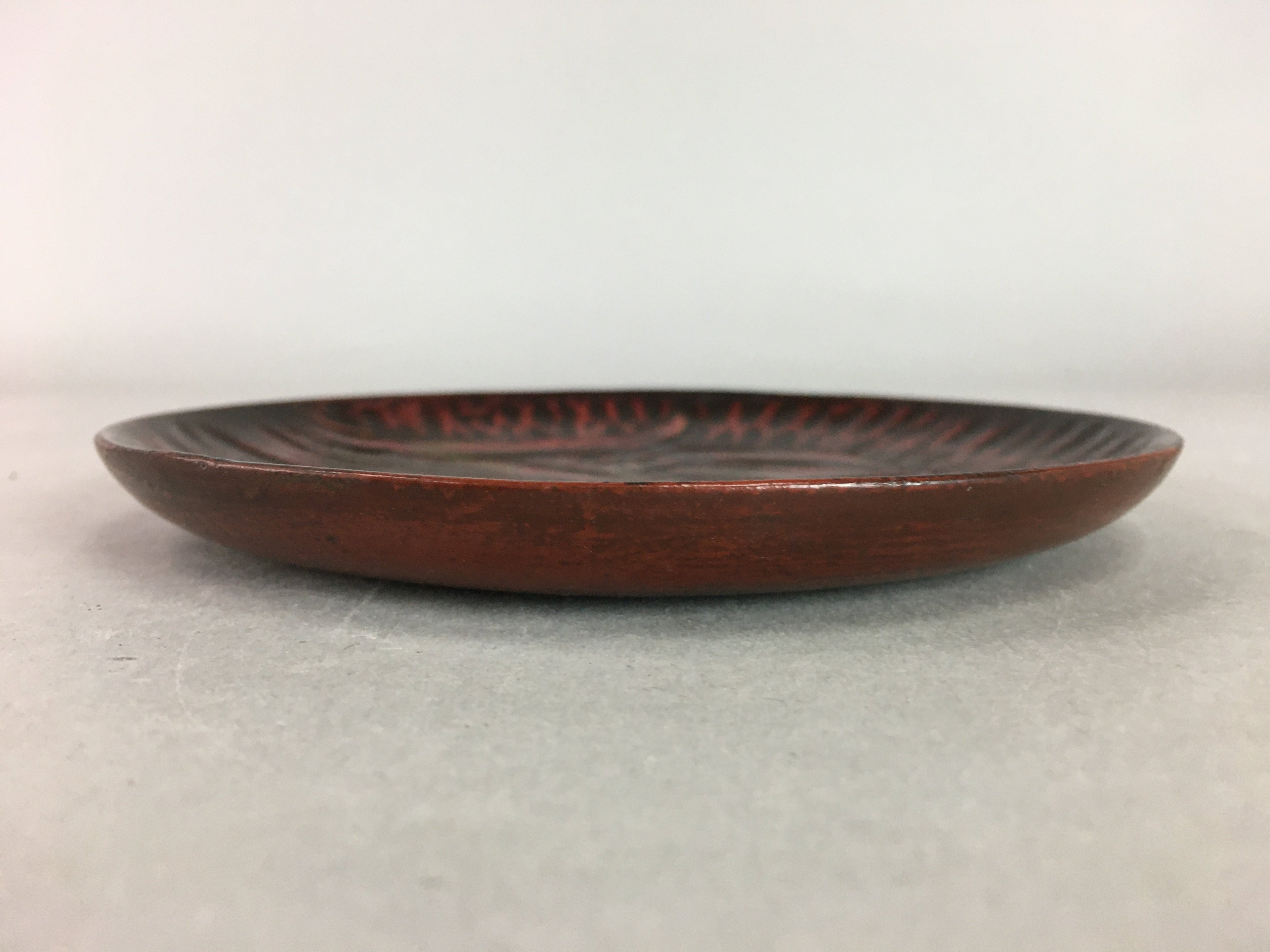 Japanese Wood Lacquer Plate Kamakura-Bori Vtg Brown Hand-carved Floral UR242