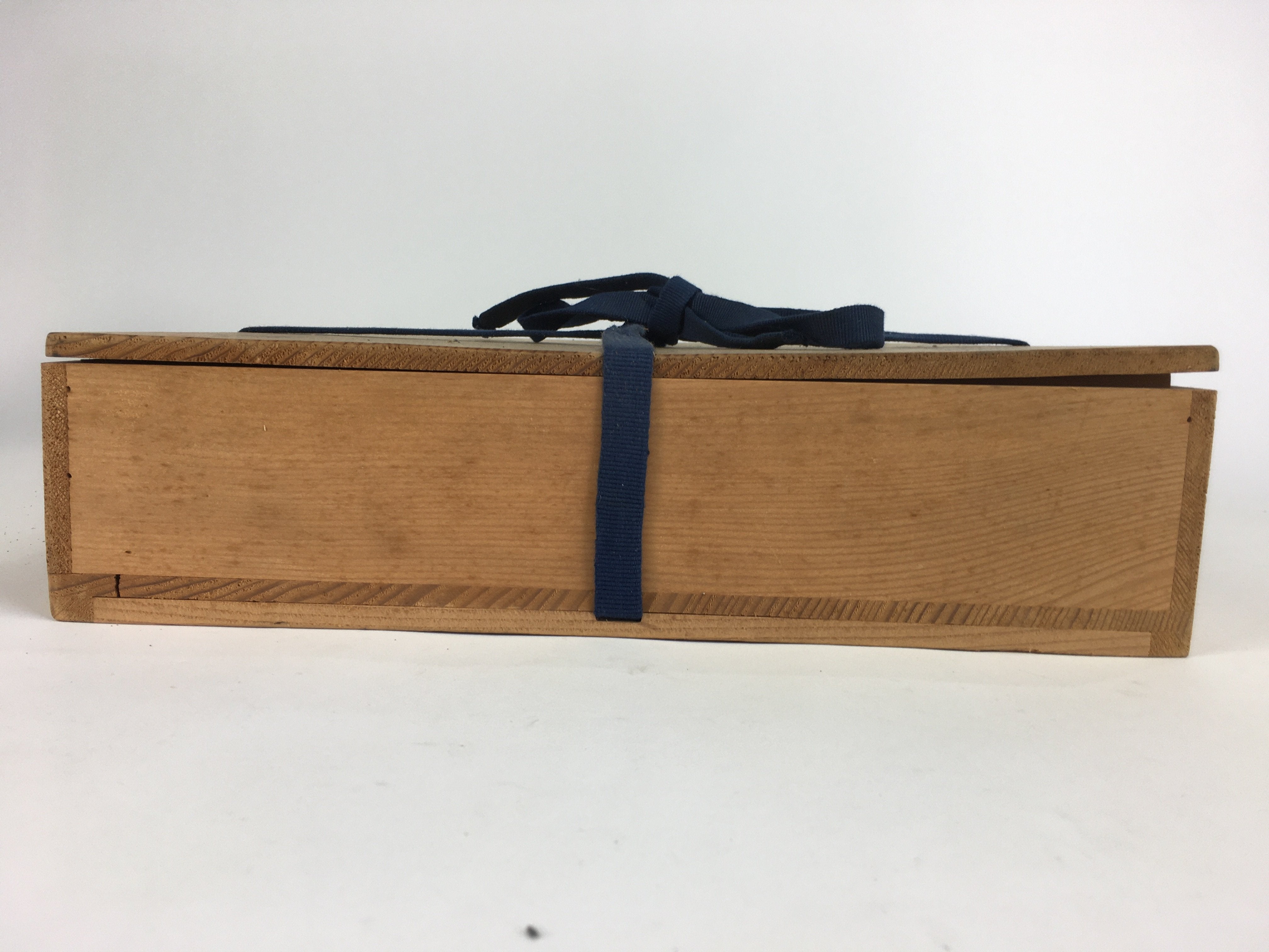 Japanese Wood Storage Box Vtg Hako Ribbon Inside 30.4x30.4x6.2cm WB791