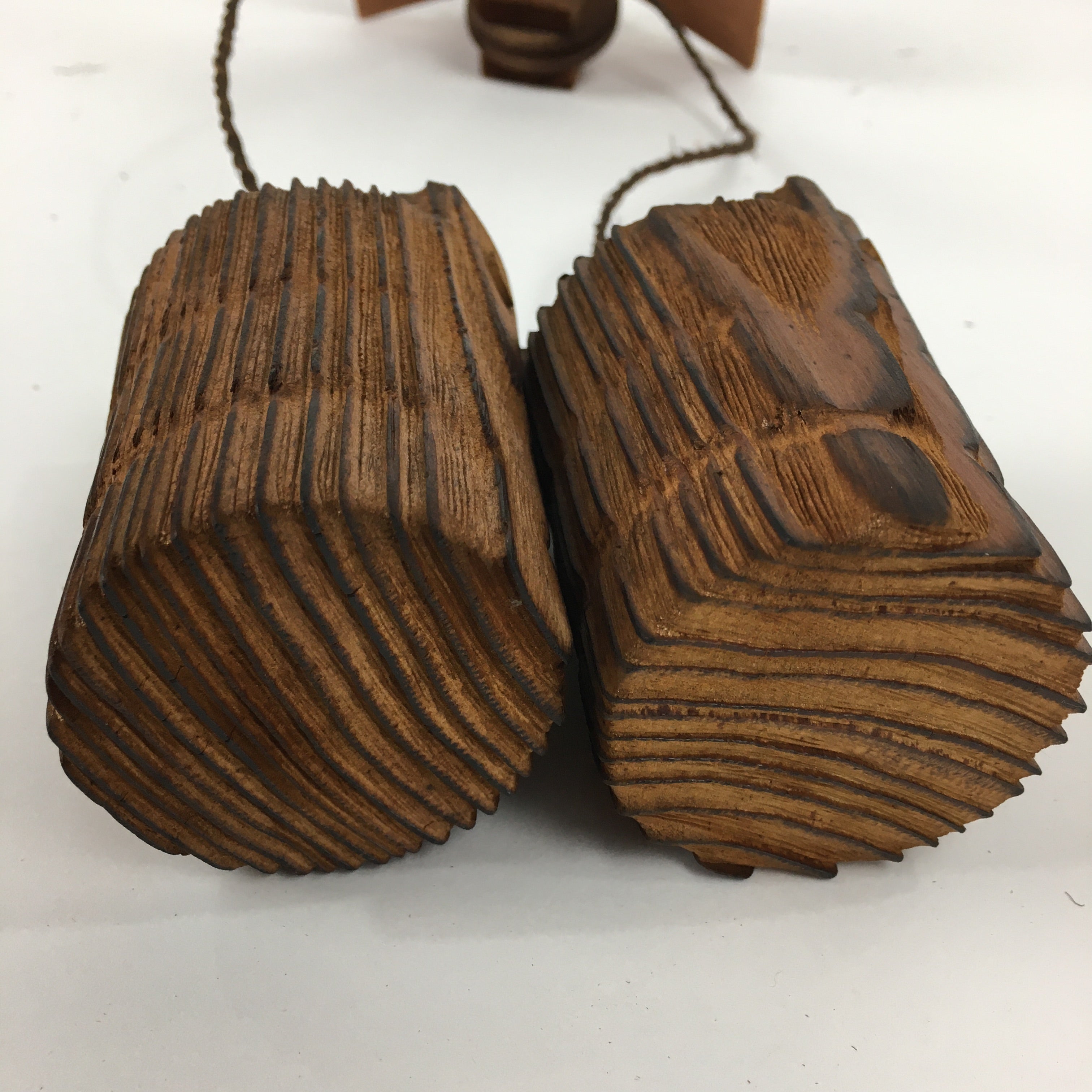 Japanese Wooden Art Display Temple Drinking Well Bucket Tsurube Ido BD742