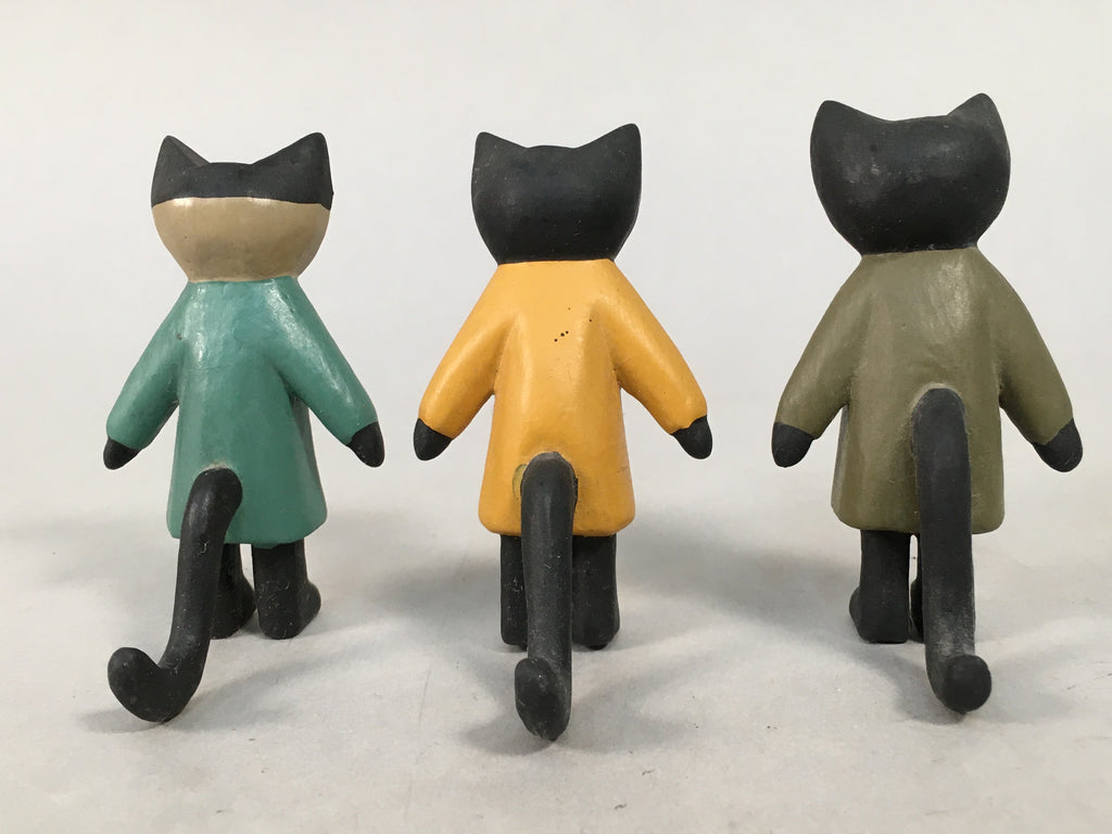 Japanese Wooden Black Cat Figurine Set 3pc Vtg Doll Number Green Yellow KF440