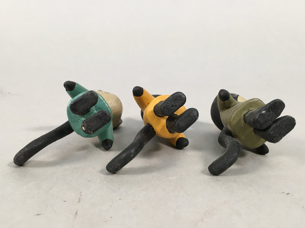 Japanese Wooden Black Cat Figurine Set 3pc Vtg Doll Number Green Yellow KF440