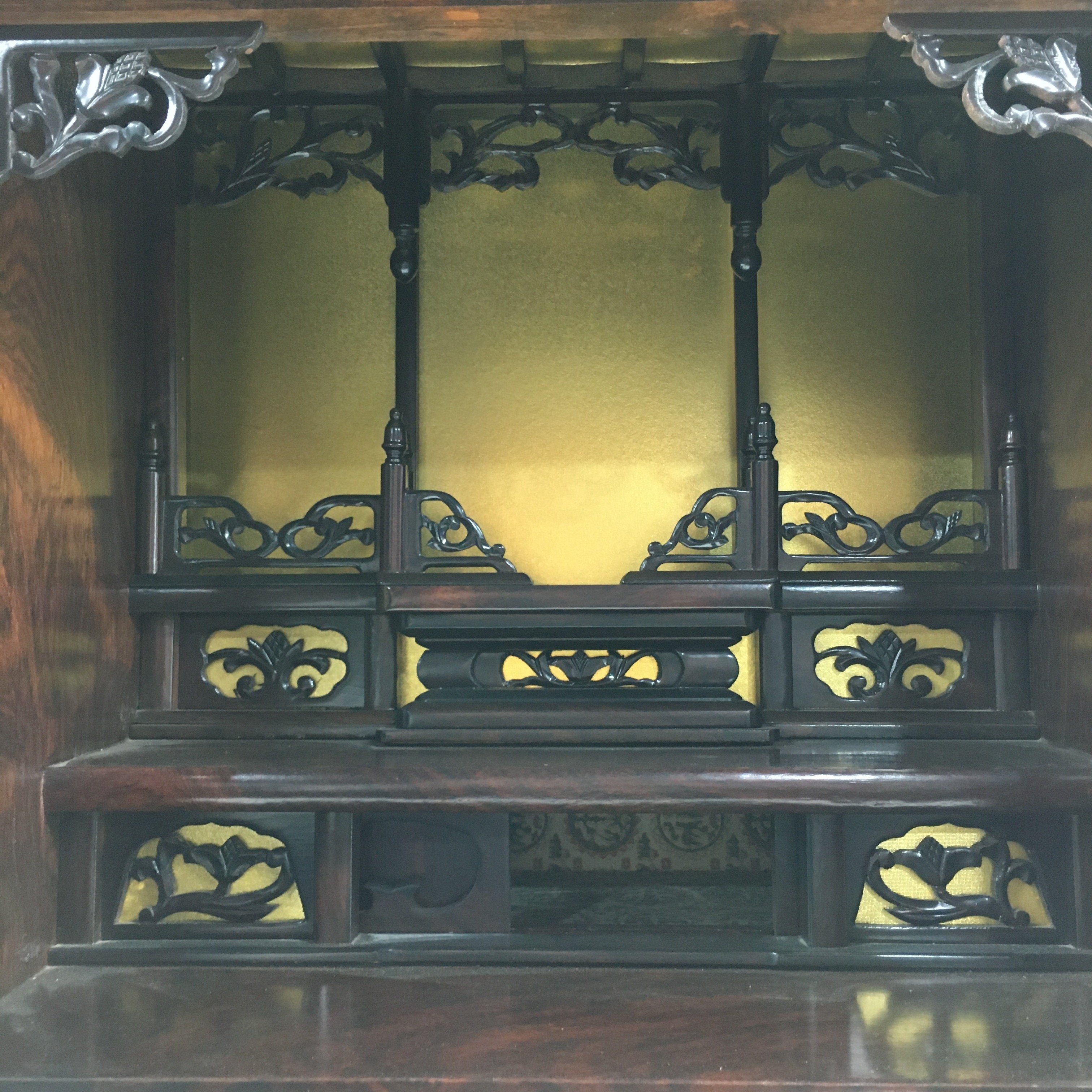 Japanese Wooden Buddhist altar Vtg Butsudan Wood Cabinet Brown T243