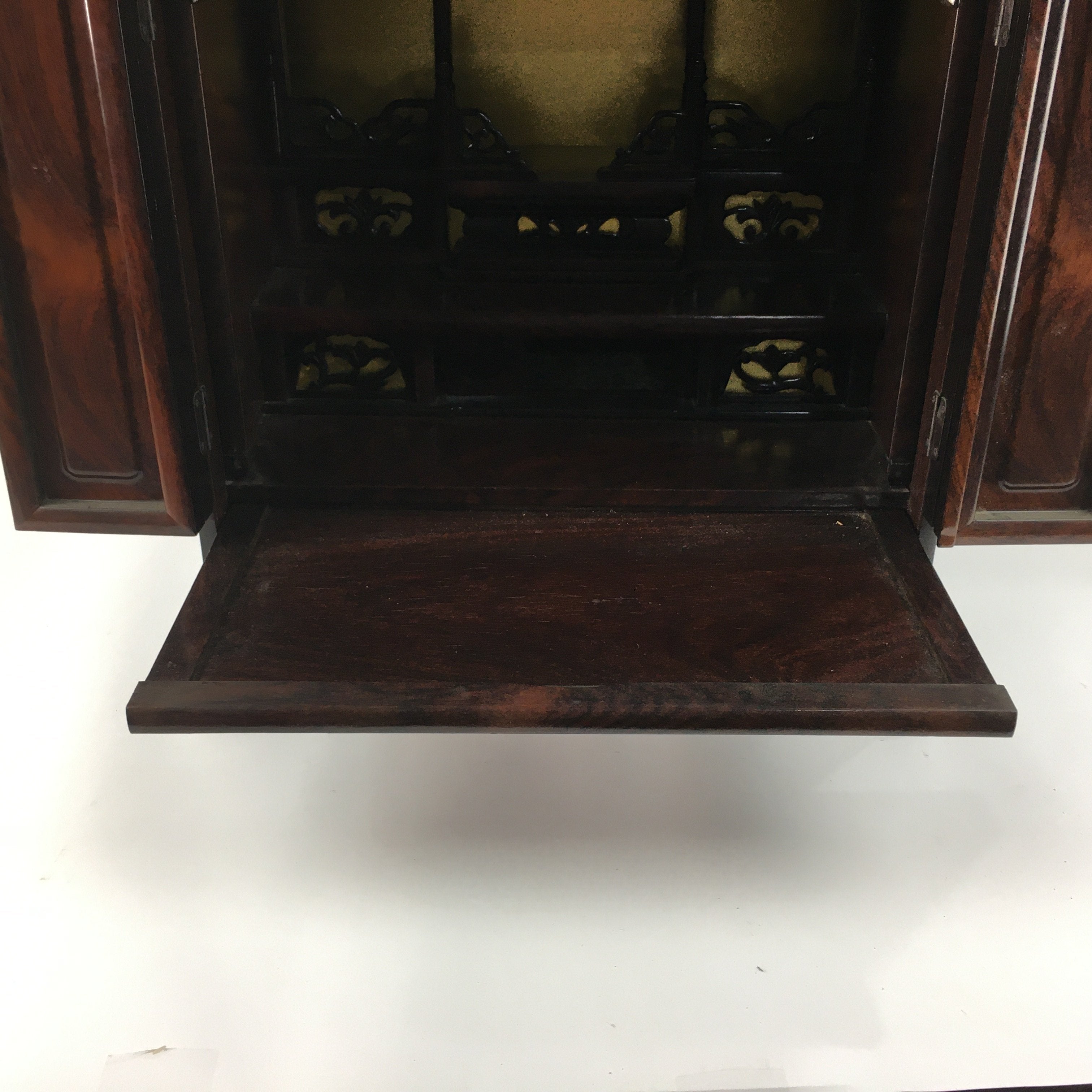 Japanese Wooden Buddhist altar Vtg Butsudan Wood Cabinet Brown T243