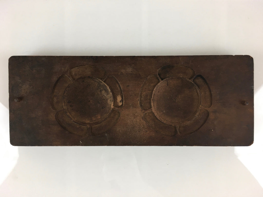 Japanese Wooden Cake Mold Kashigata Sweets Vtg Carving Flowers Kg382