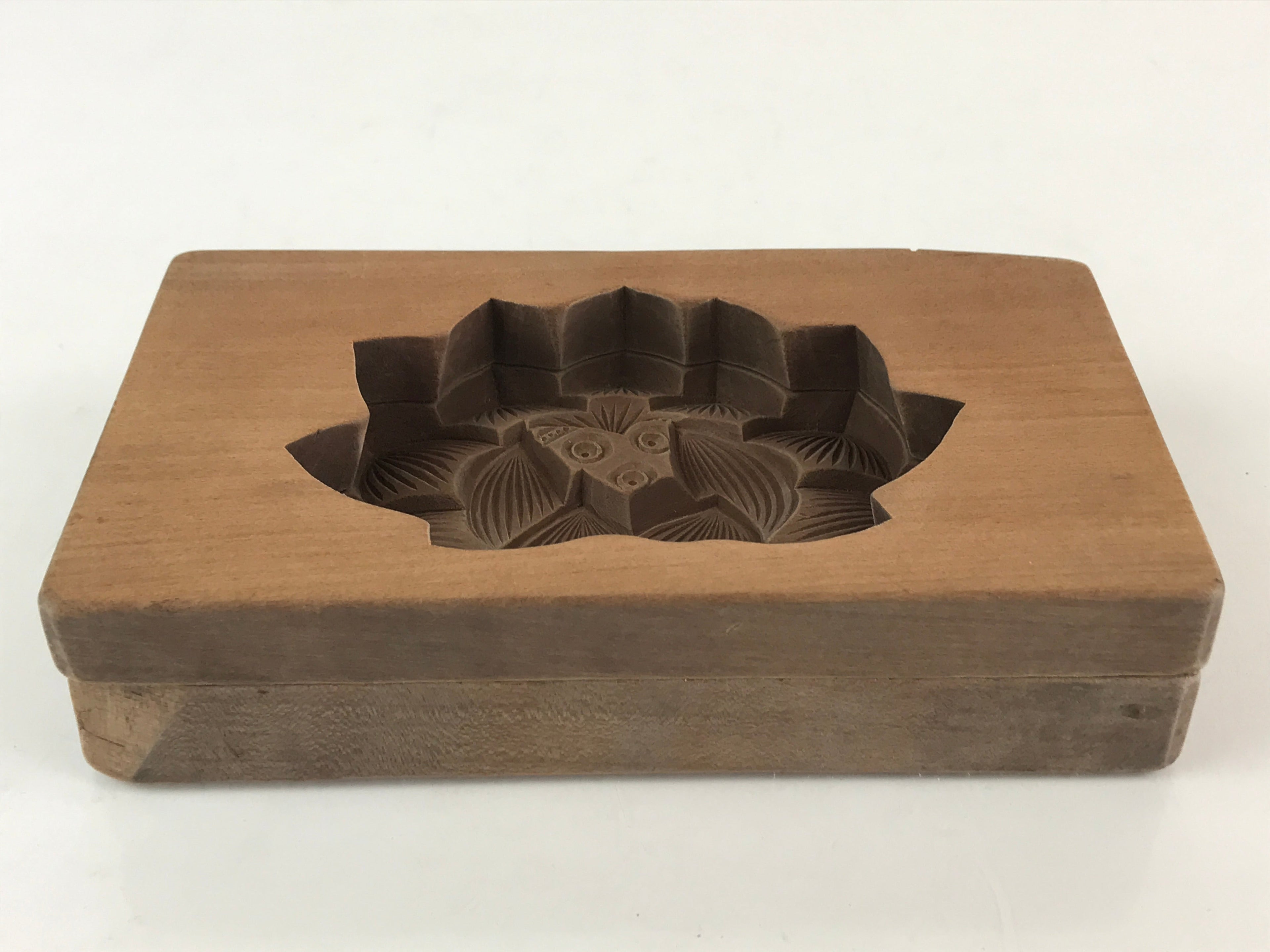 Japanese Wooden Carved Cake Mold Kashigata Sweets Wagashi Vtg Lotus Flower Kg406