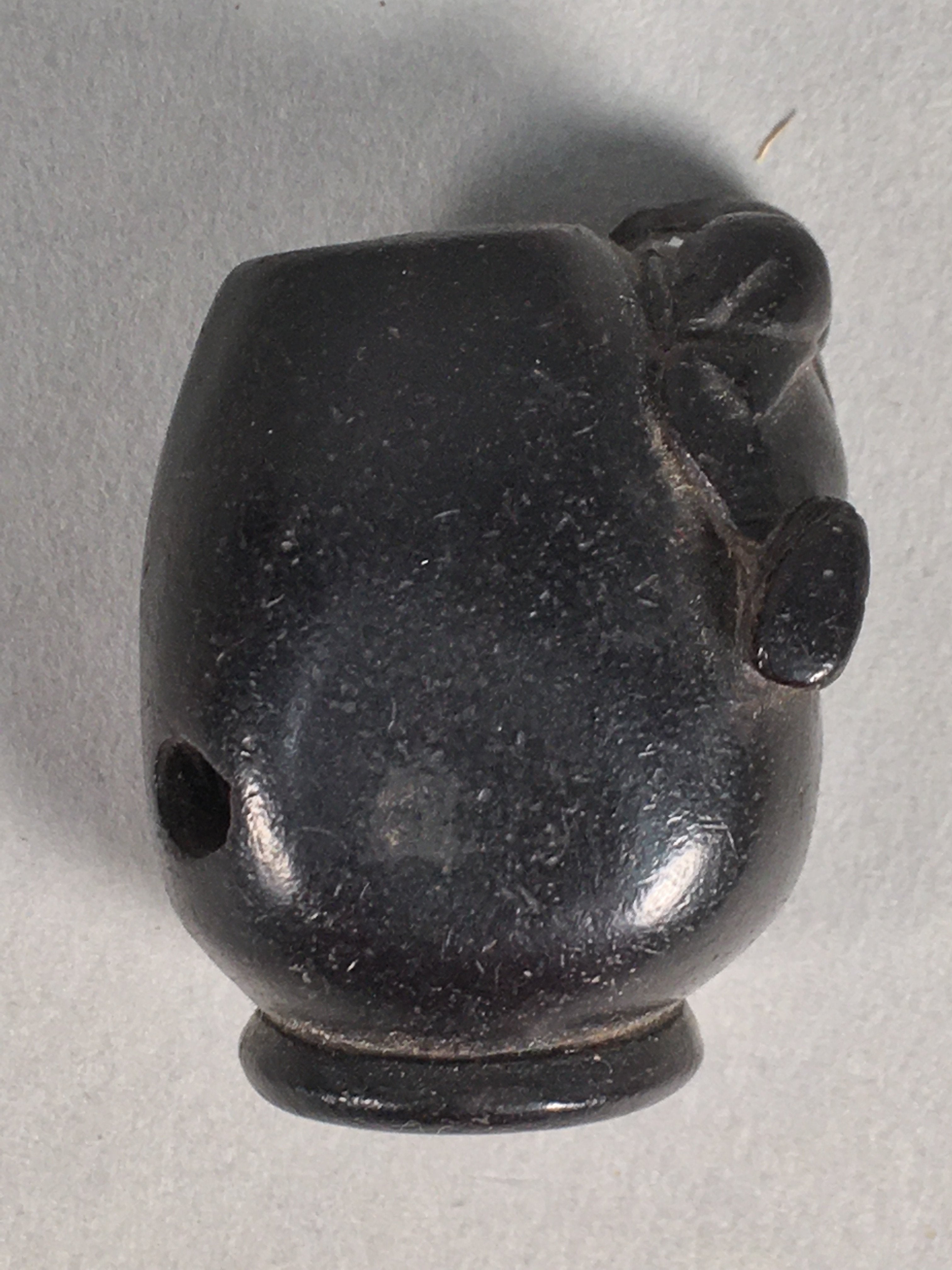 Japanese Wooden Carved Netsuke Kimono Accessory Vtg Pot JK112