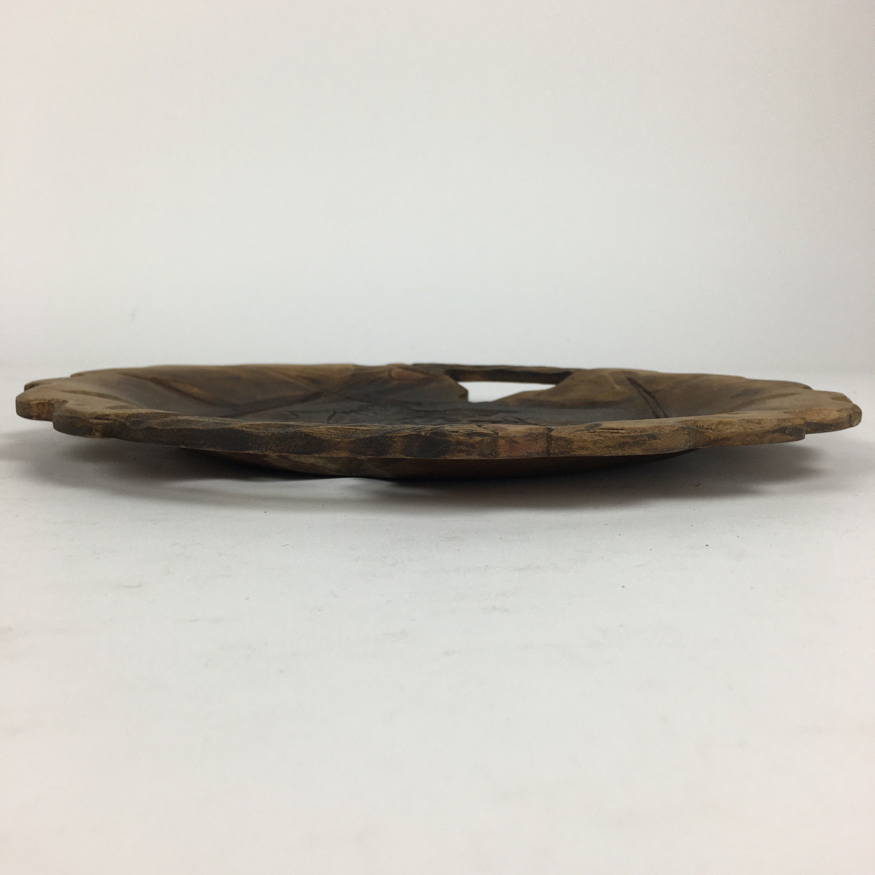 Japanese Wooden Carving Tray Obon Vtg Natural Wood Bear And Salmon UR639