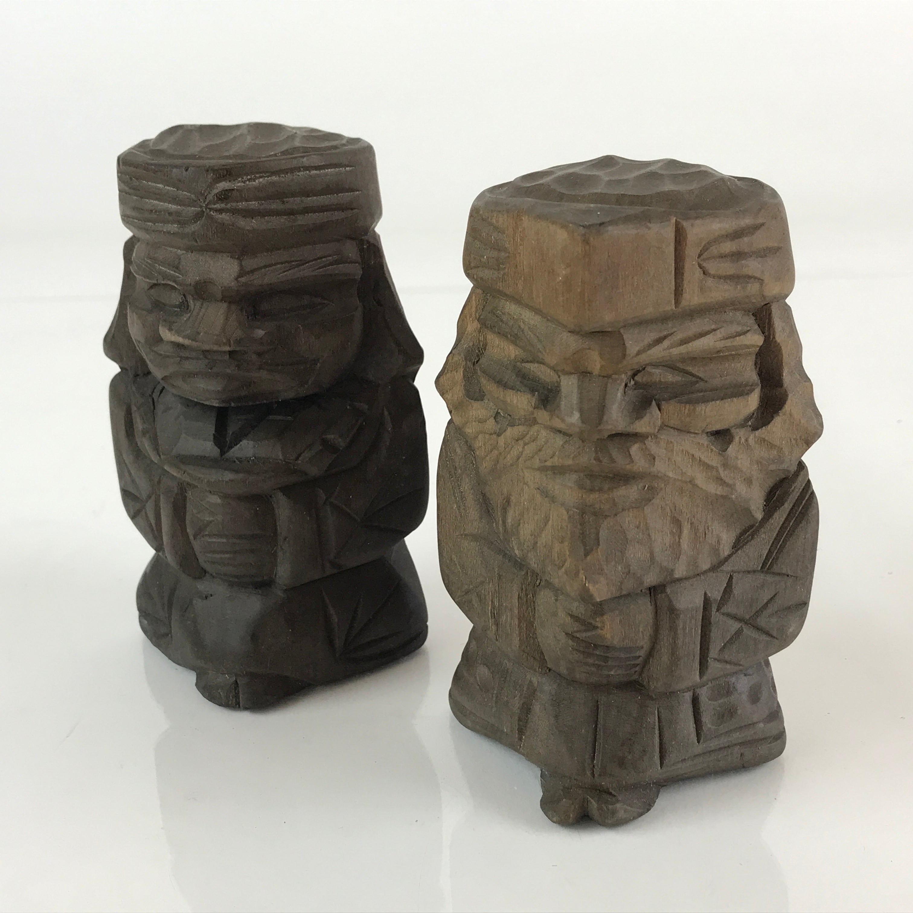Japanese Wooden Hokkaido Statue Ainu Nipopo 2pc Set Vtg Okimono Brown AB98