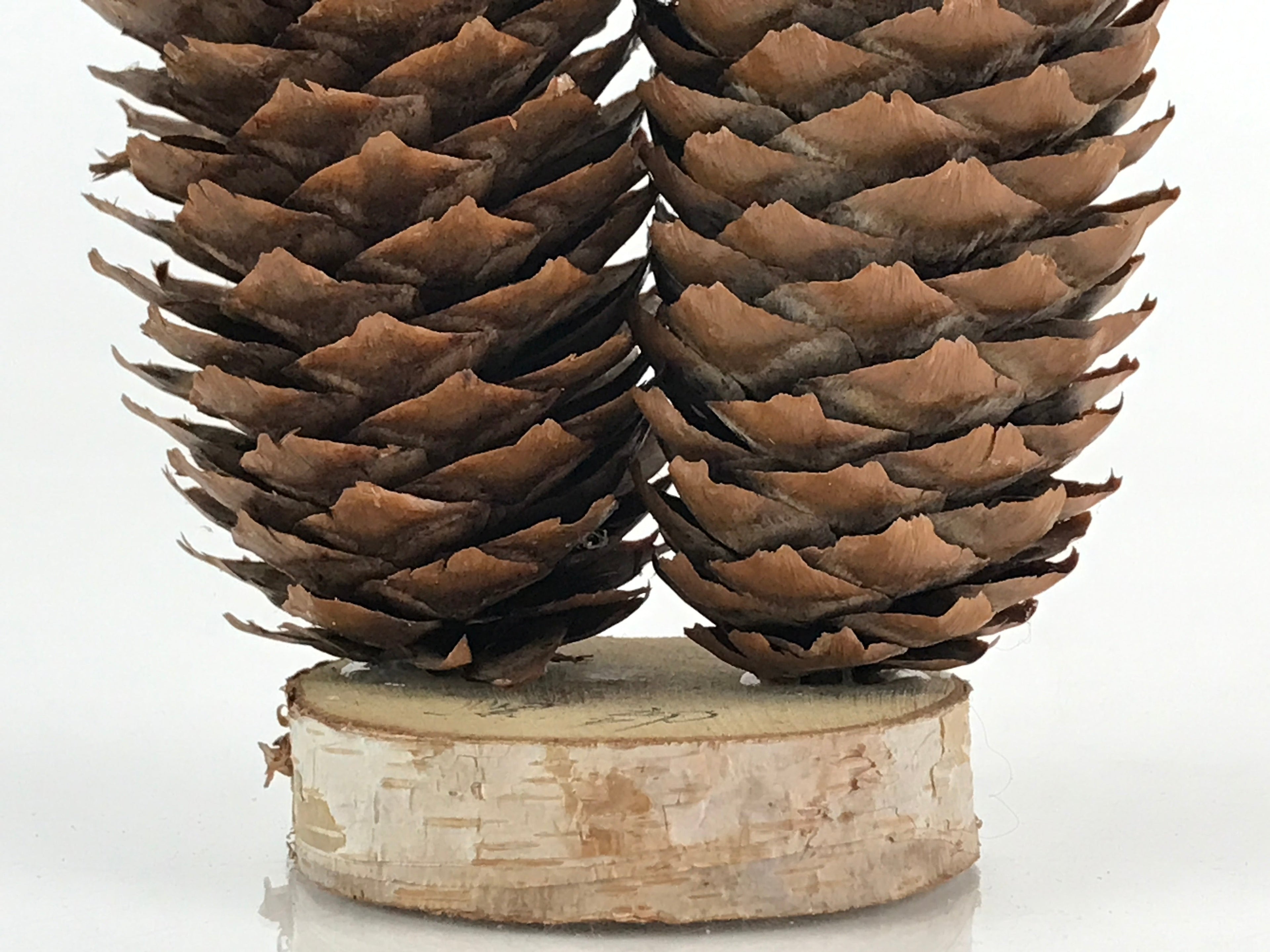 Japanese Wooden Kokeshi Doll Vtg Figurine Traditional Craft Toy Pine Cone KF607