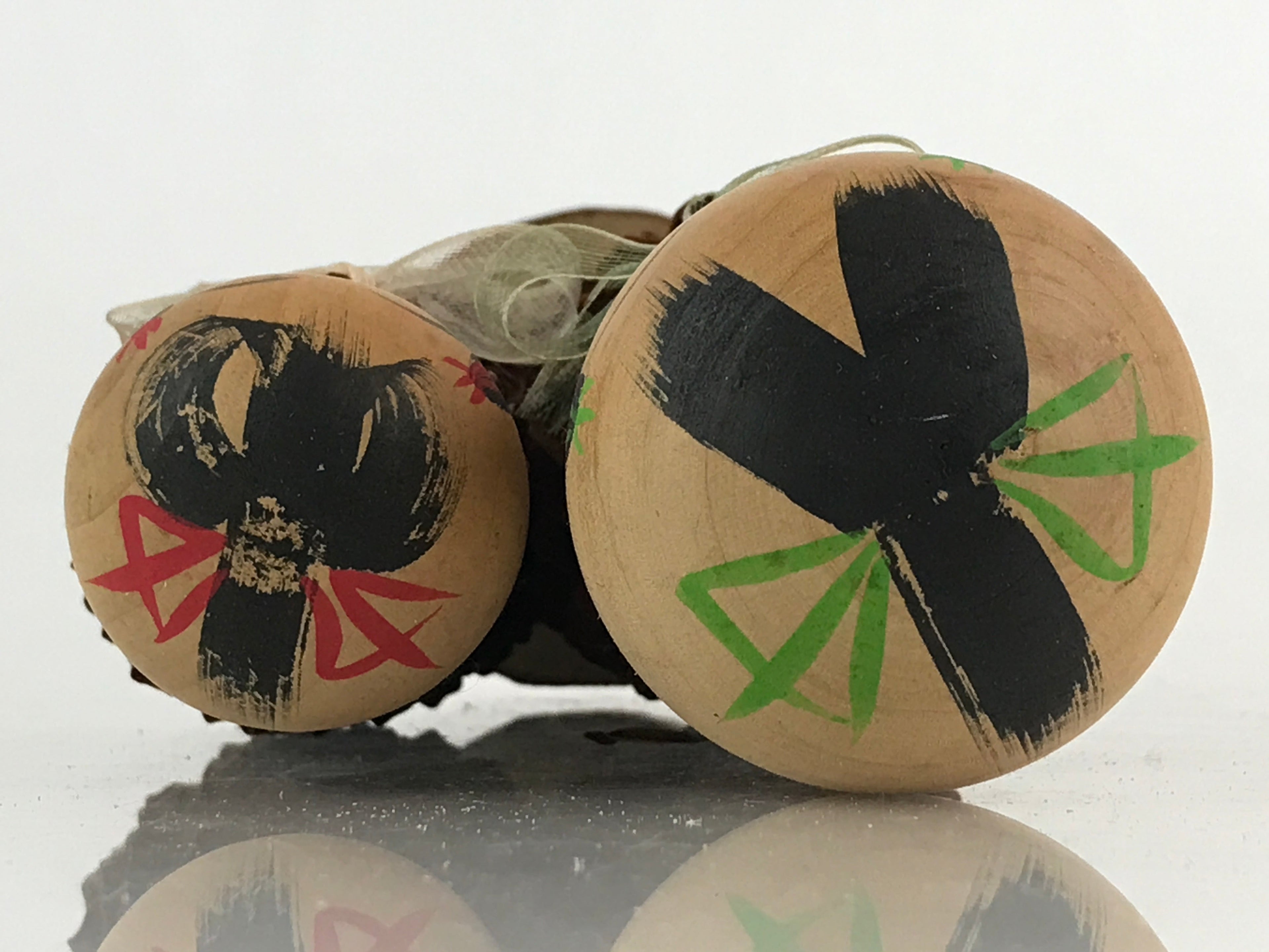 Japanese Wooden Kokeshi Doll Vtg Figurine Traditional Craft Toy Pine Cone KF607