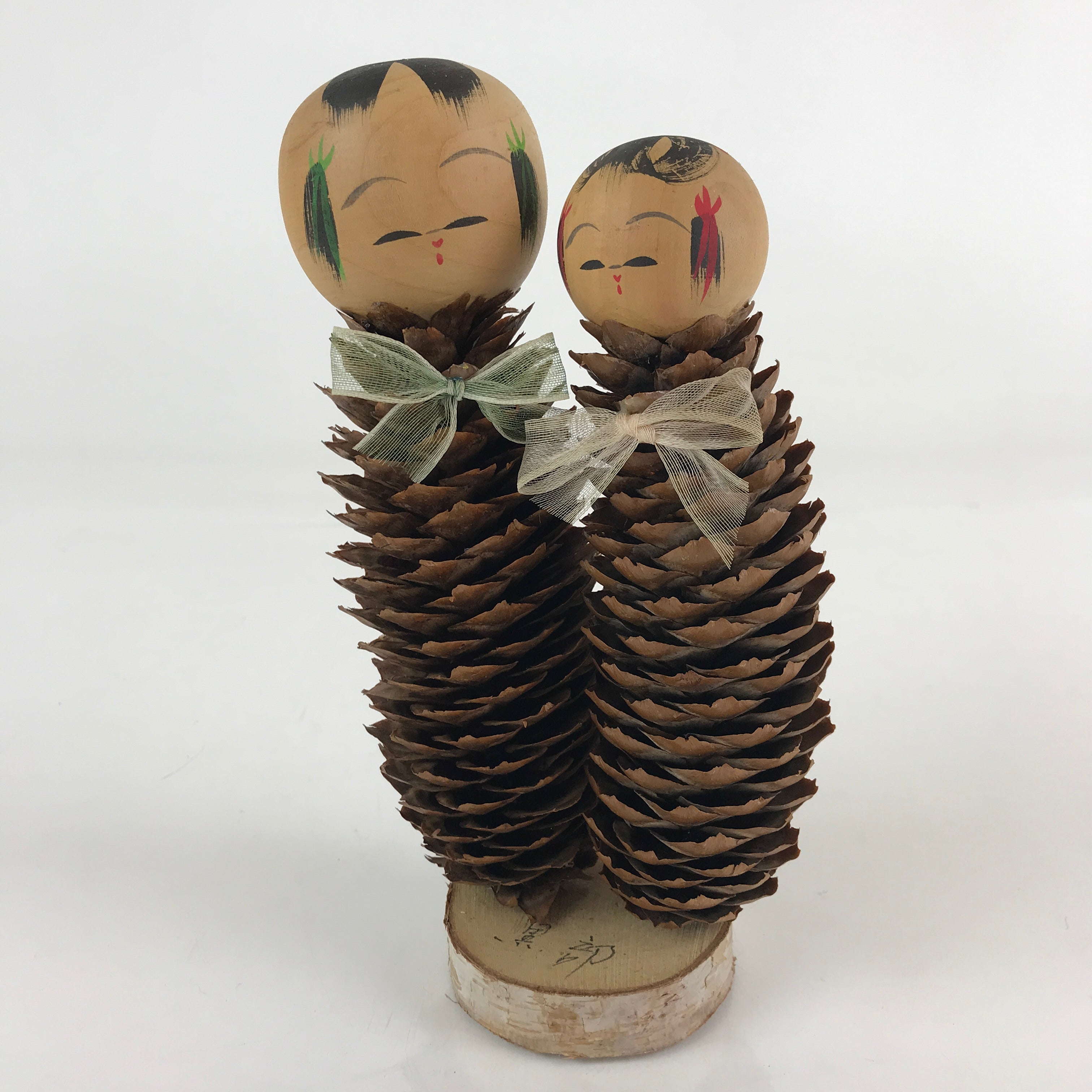 Japanese Wooden Kokeshi Doll Vtg Figurine Traditional Craft Toy Pine Cone KF607