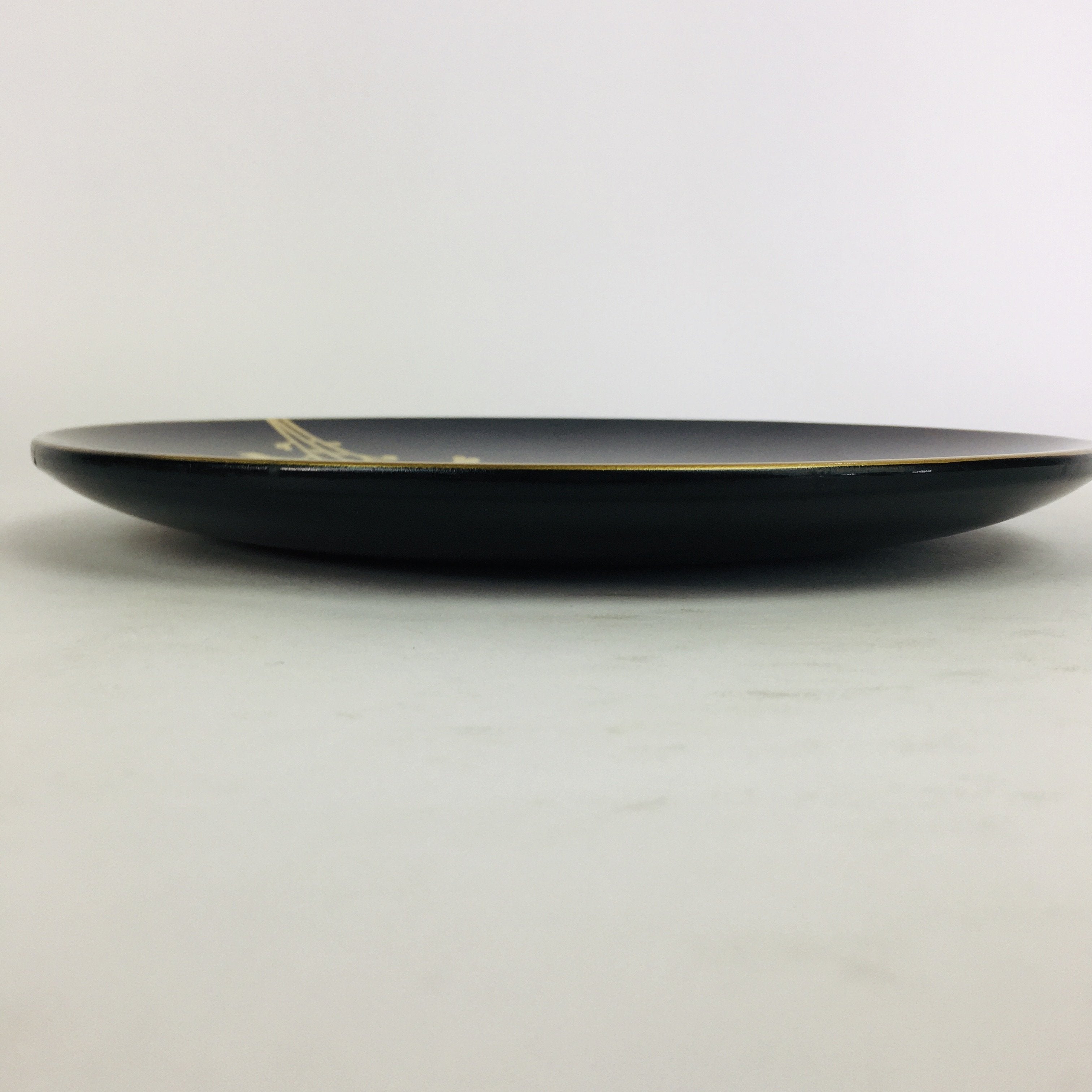 Japanese Wooden Lacquer Plate Vtg Nurimono Black Gold Chrysanthemum Sara UR517