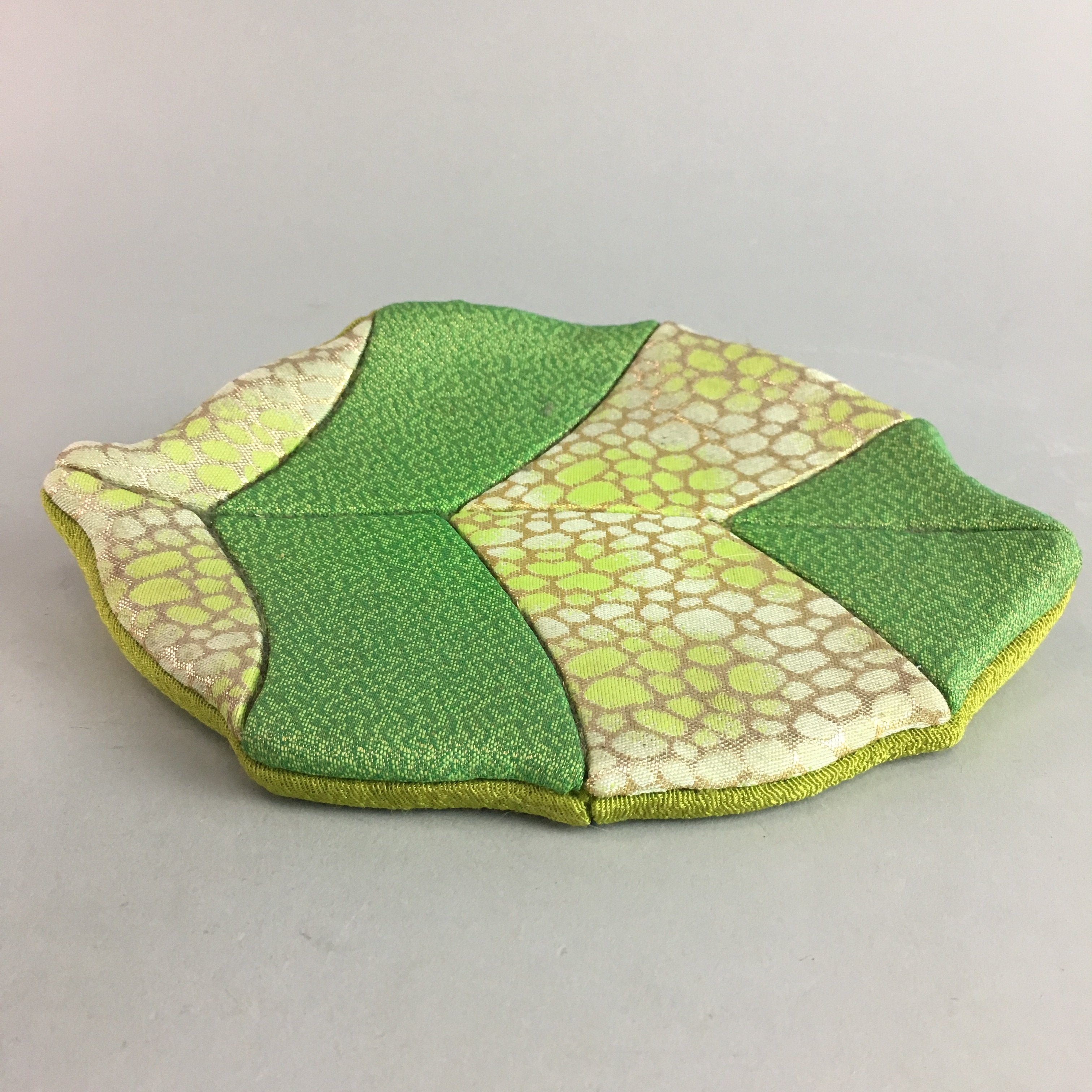 Japanese Wooden Leaf Doll Figurine Green Kimono Silk Pattern Vtg Ningyo KD10