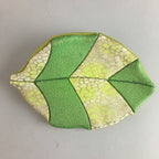 Japanese Wooden Leaf Doll Figurine Green Kimono Silk Pattern Vtg Ningyo KD10