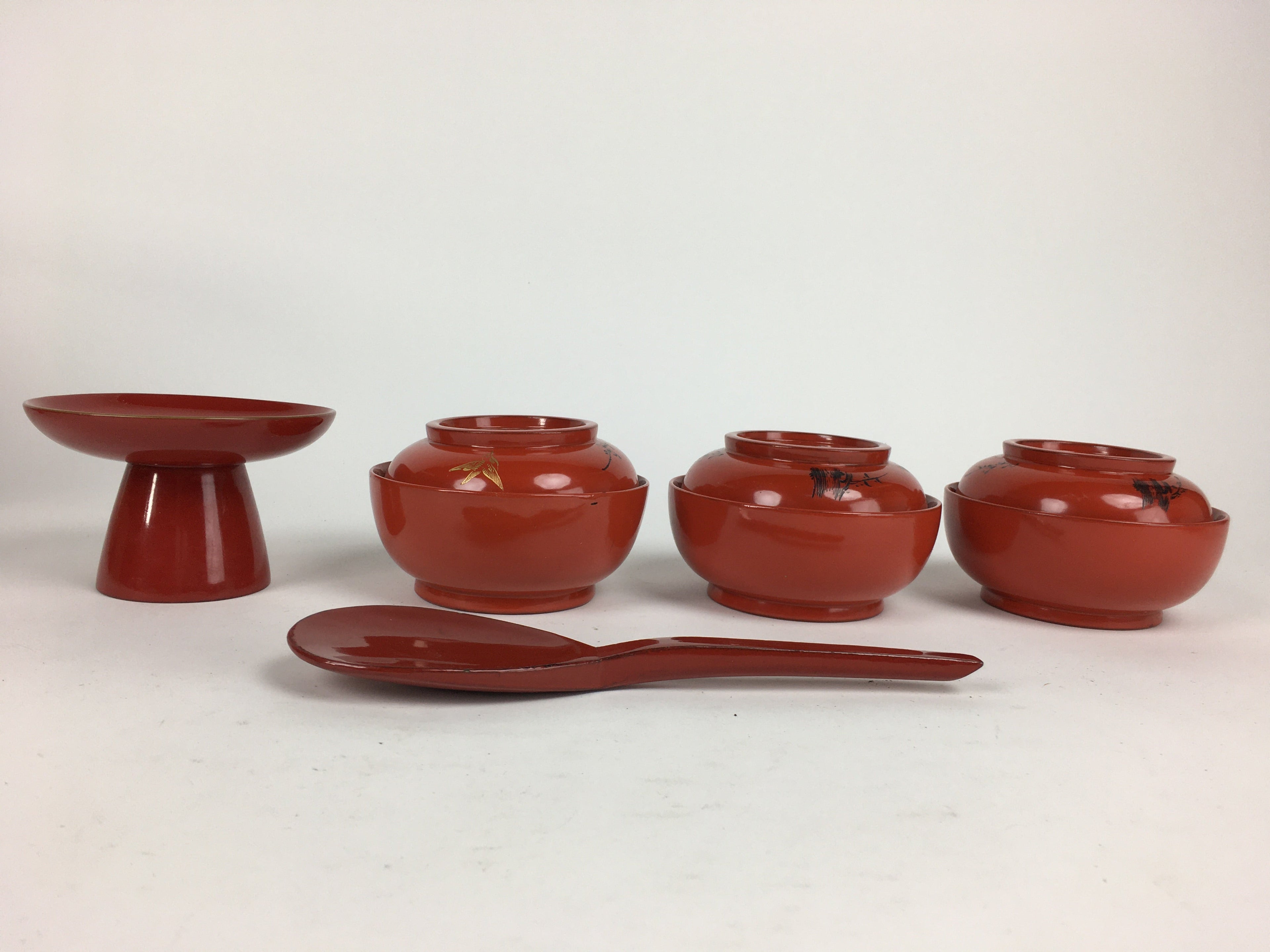 Japanese Wooden Legged Tray Lacquered Table Lidded Bowls Set Vtg Ozen UR626