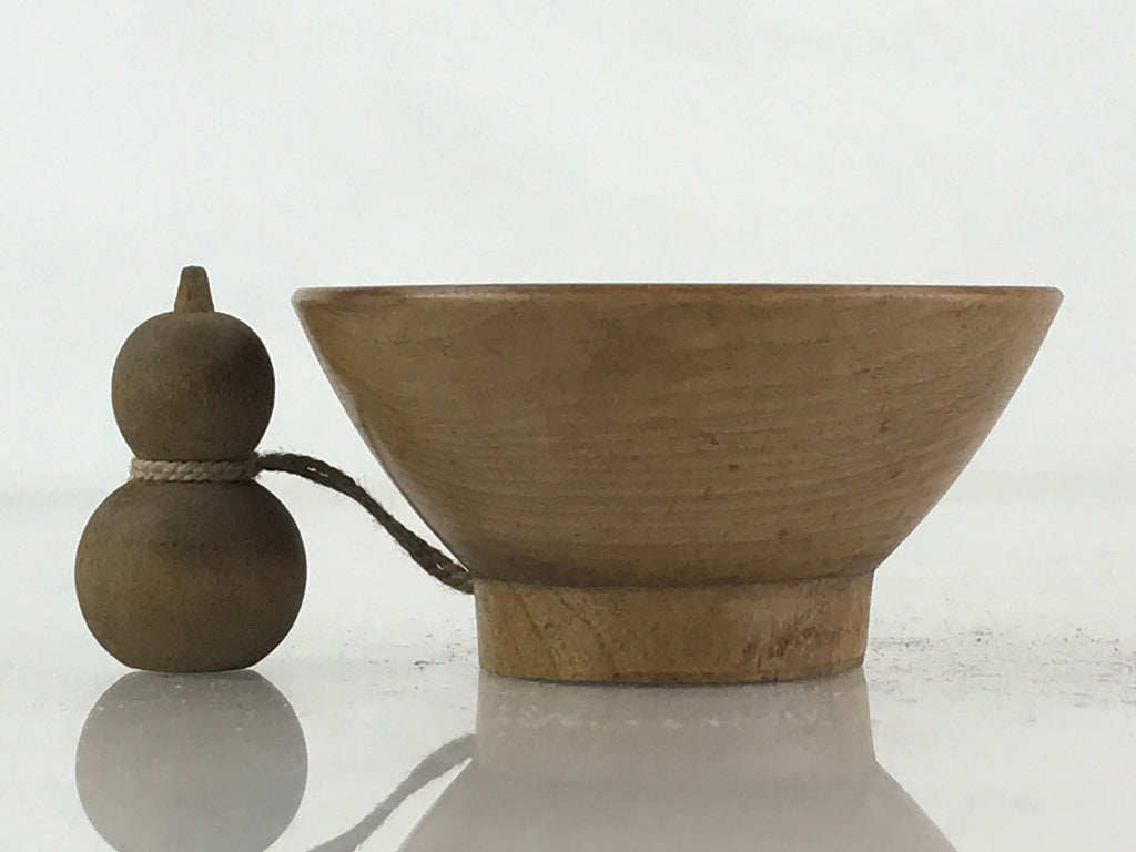 Japanese Wooden Sake Cup Vtg Wood Carved Guinomi Ochoko Sakazuki Gourd G74