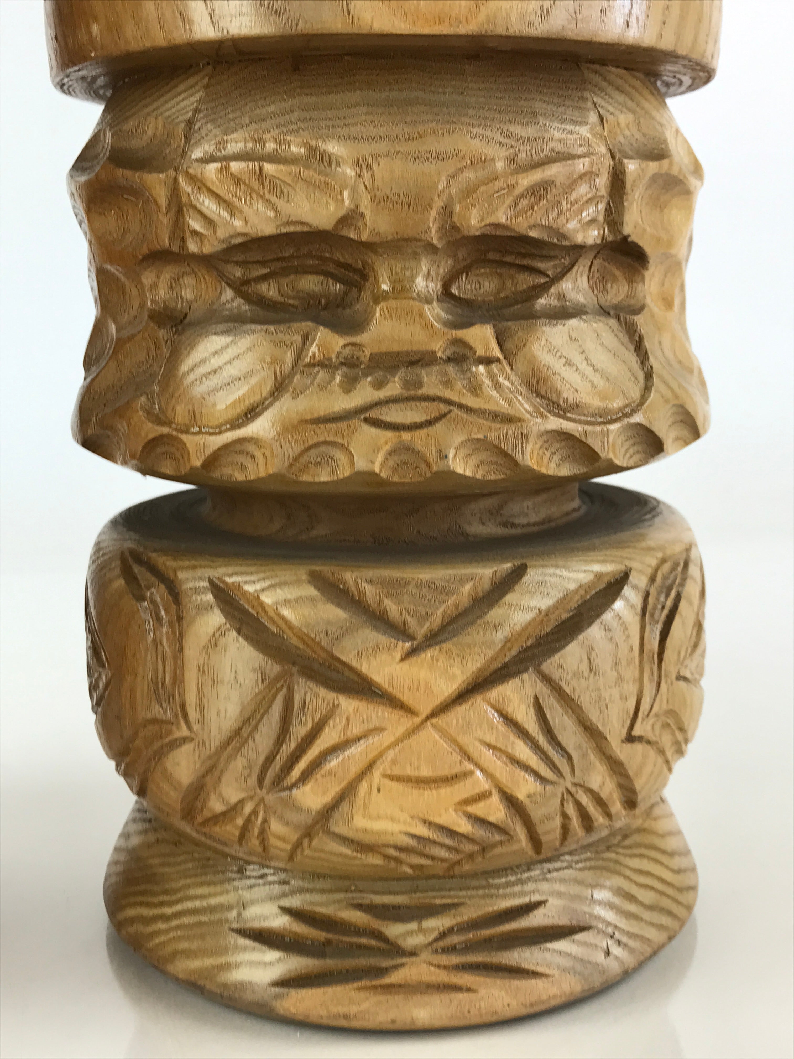 Japanese Wooden Statue Hokkaido Ainu Nipopo 2pc Set Vtg Okimono Brown AB101