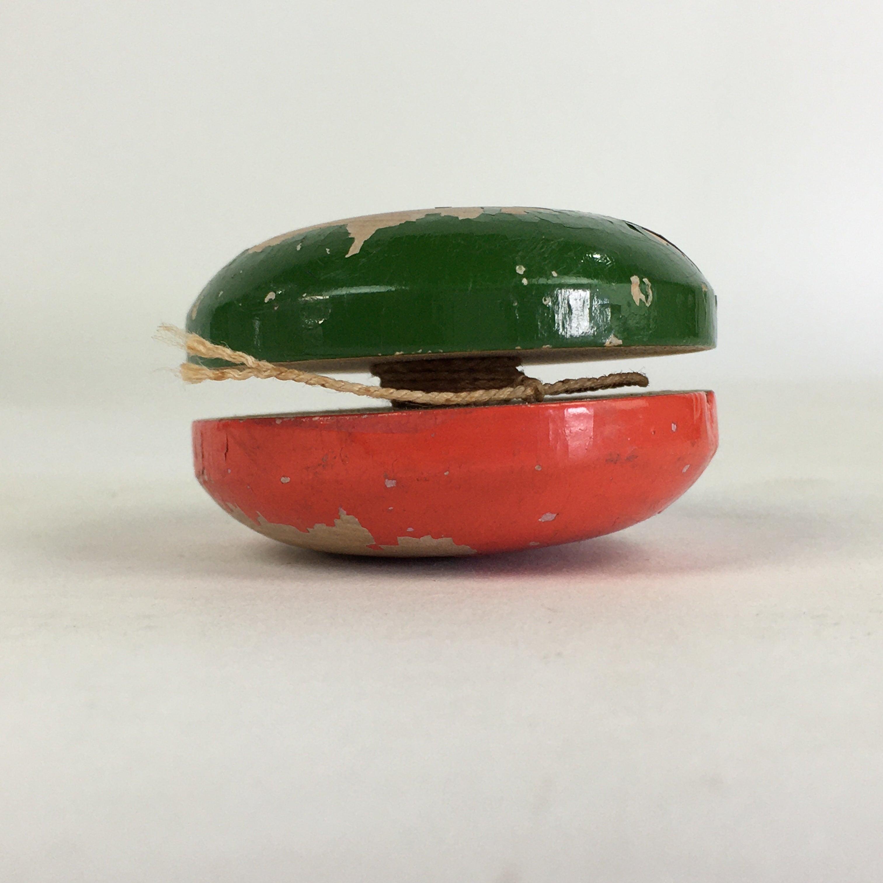 Japanese Wooden Yo-yo Vtg Red And Green Traditional Children's Toy JK321