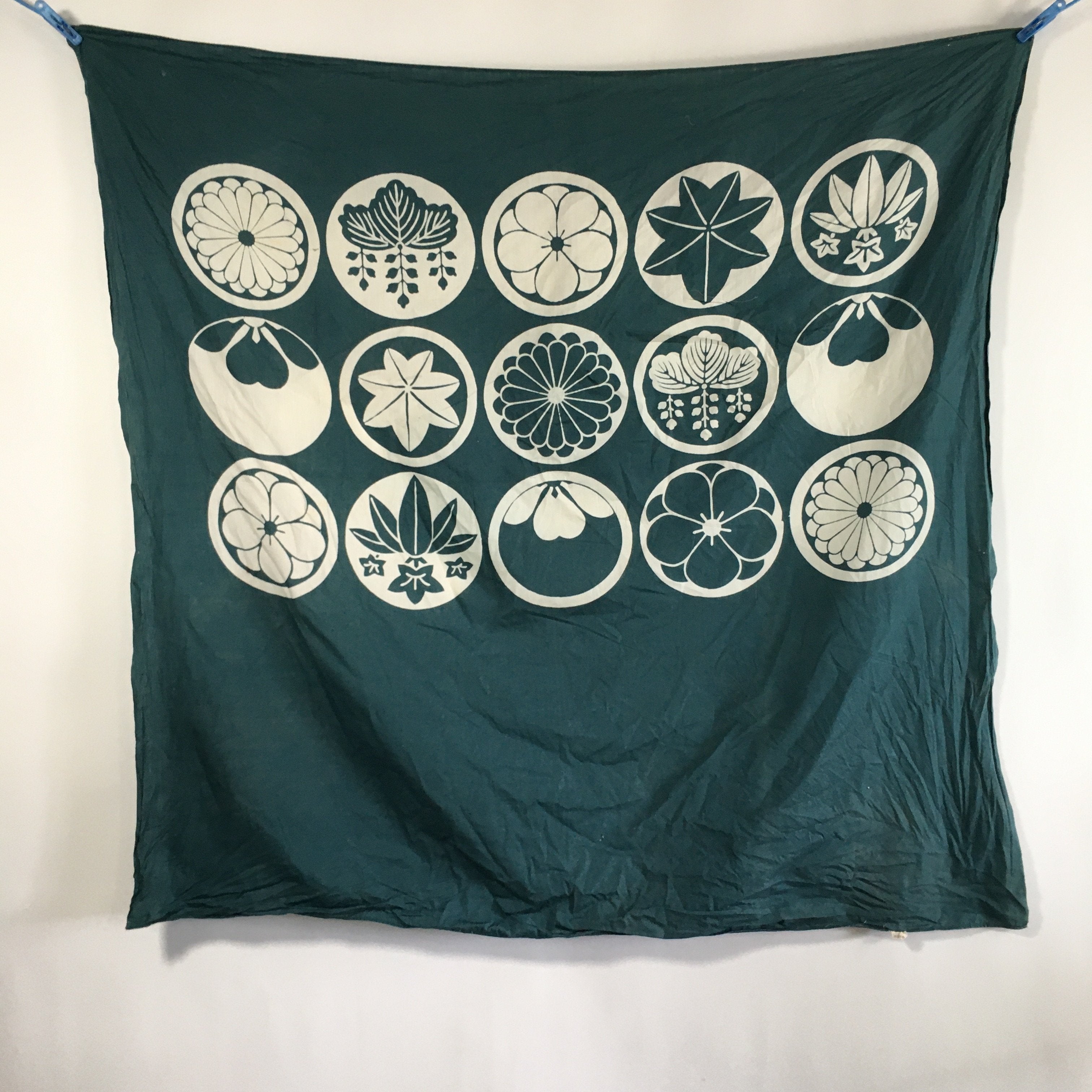 Japanese Wrap Cloth Furoshiki Vtg Fabric Cotton Green Family Crests FU199