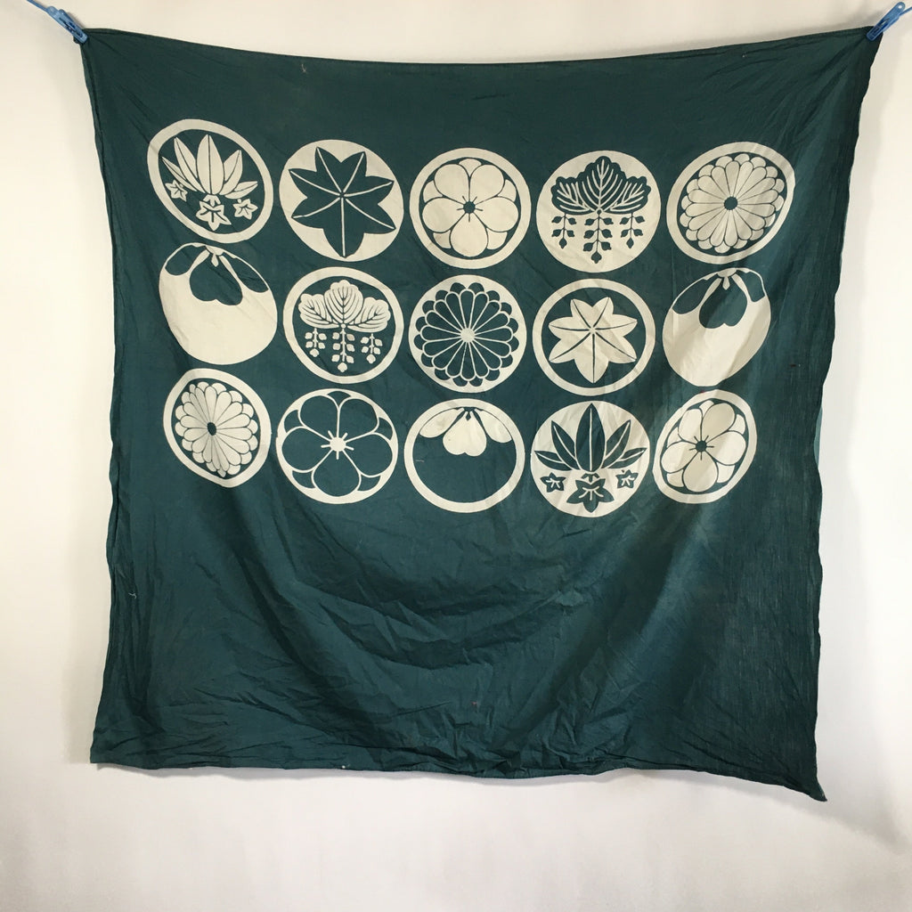 Japanese Wrap Cloth Furoshiki Vtg Fabric Cotton Green Family Crests FU199