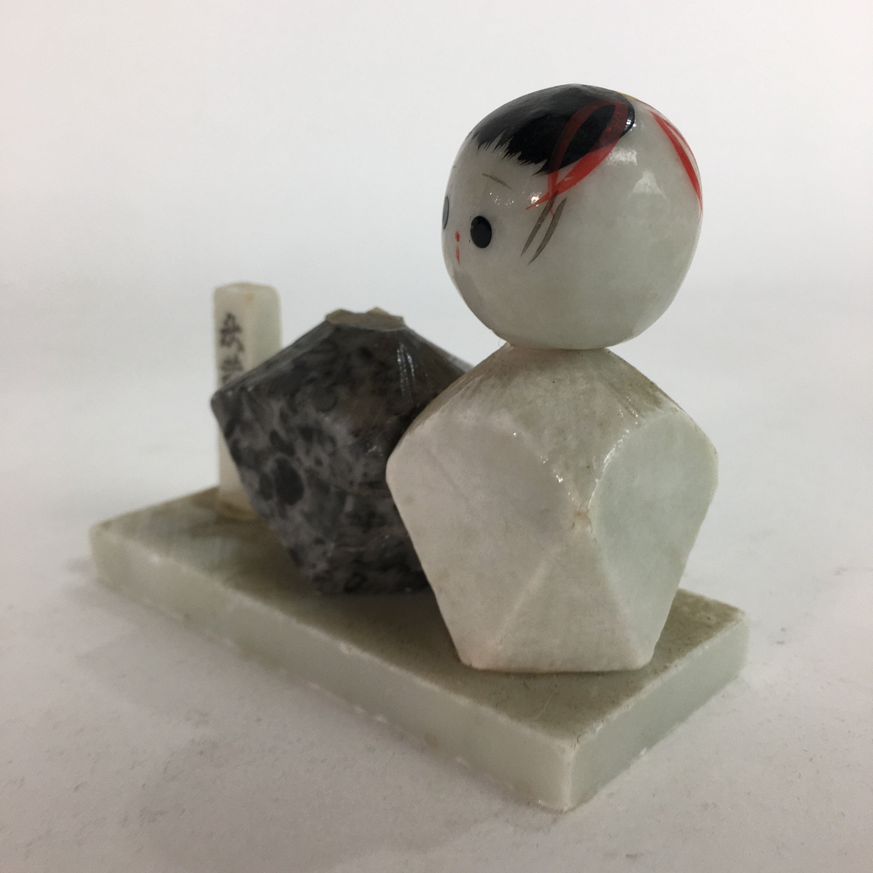 Japanese Stone Sculpture Figurine Vtg Kokeshi doll Gray White Stone Kids KF569