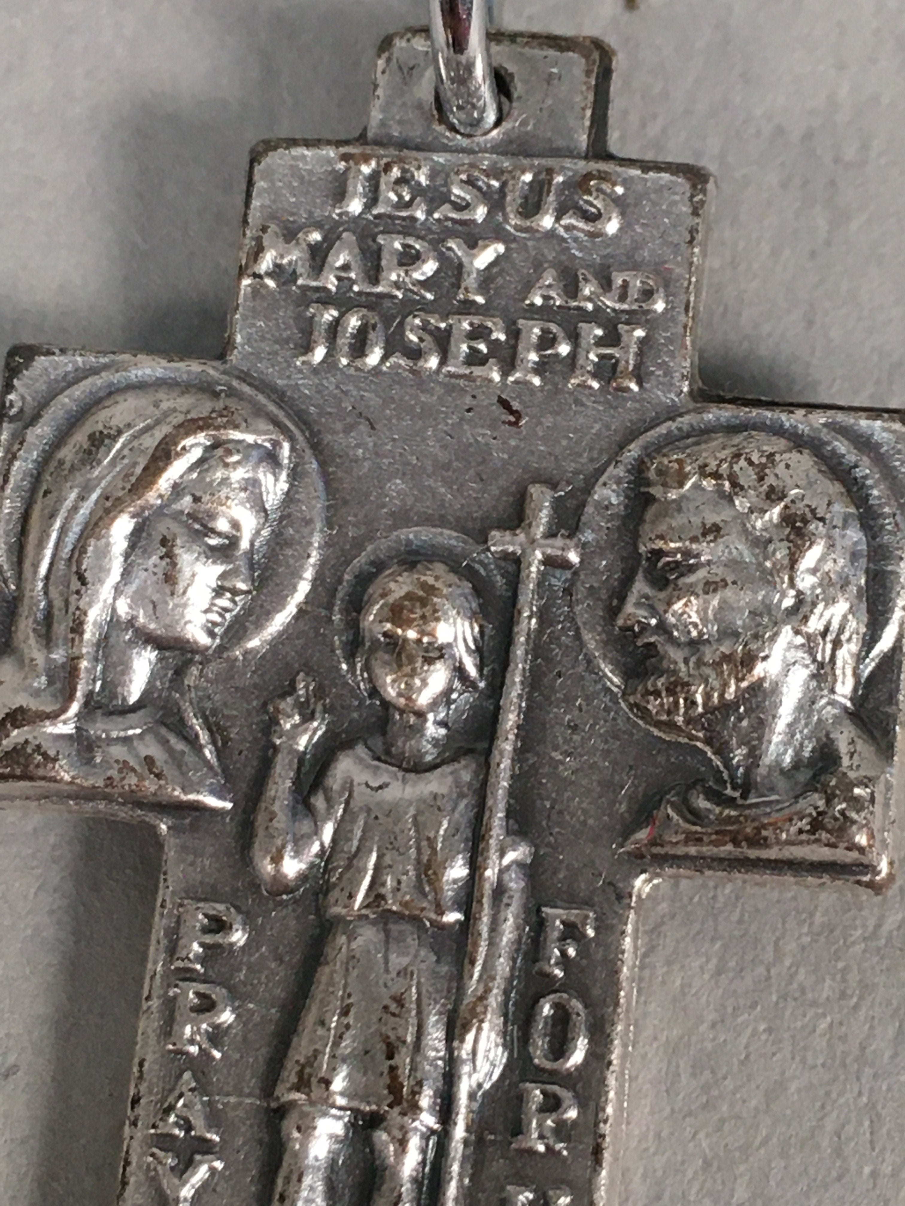 Metal Key Chain Vtg Cross Christian Christianity Jesus Mary Joseph JK86