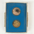 UNITED NATIONS 1976 Medal Vtg Medallion Neck Chain Medal Case JK411