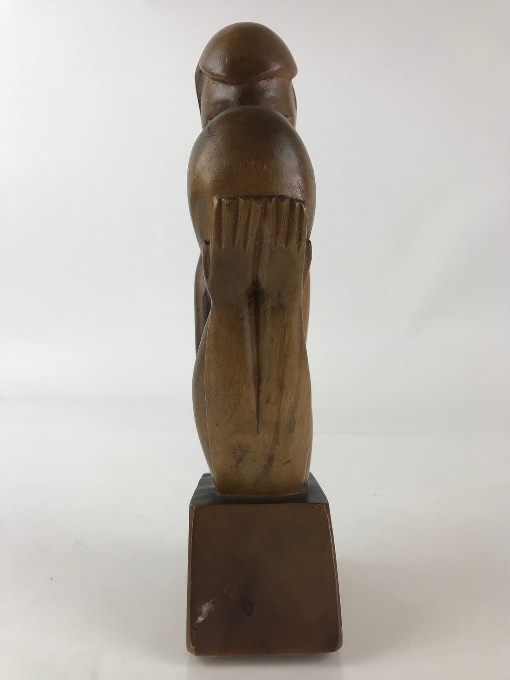 Wood Carving Men And Women Staring Each Other Figurine Vtg Woodcraft Brown BD856