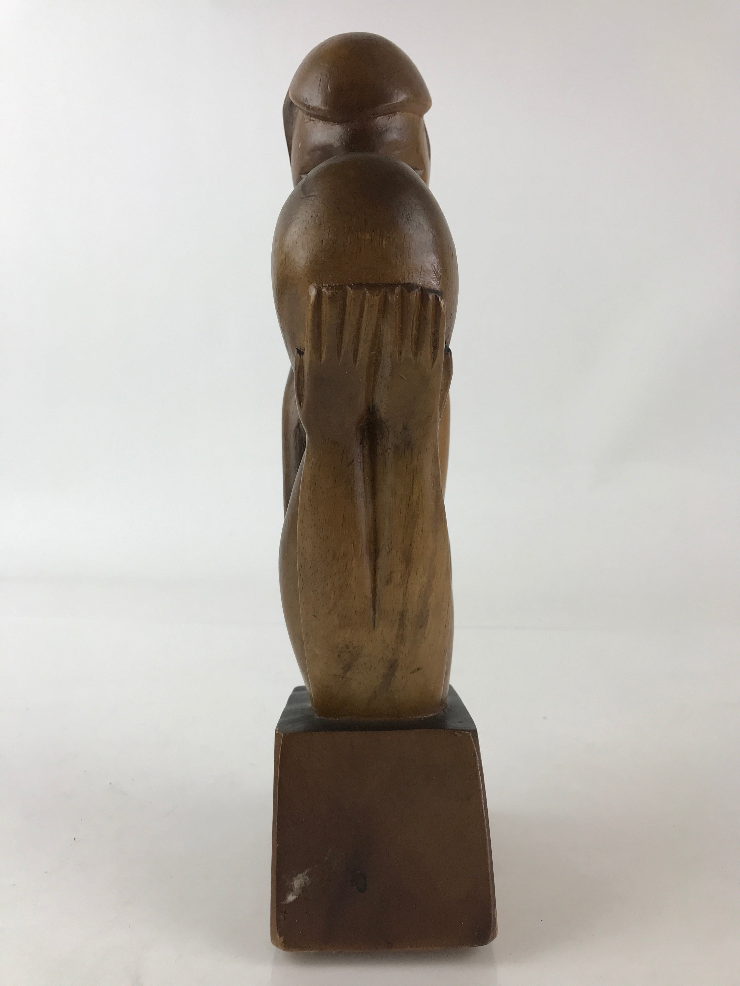 Wood Carving Men And Women Staring Each Other Figurine Vtg Woodcraft Brown BD856