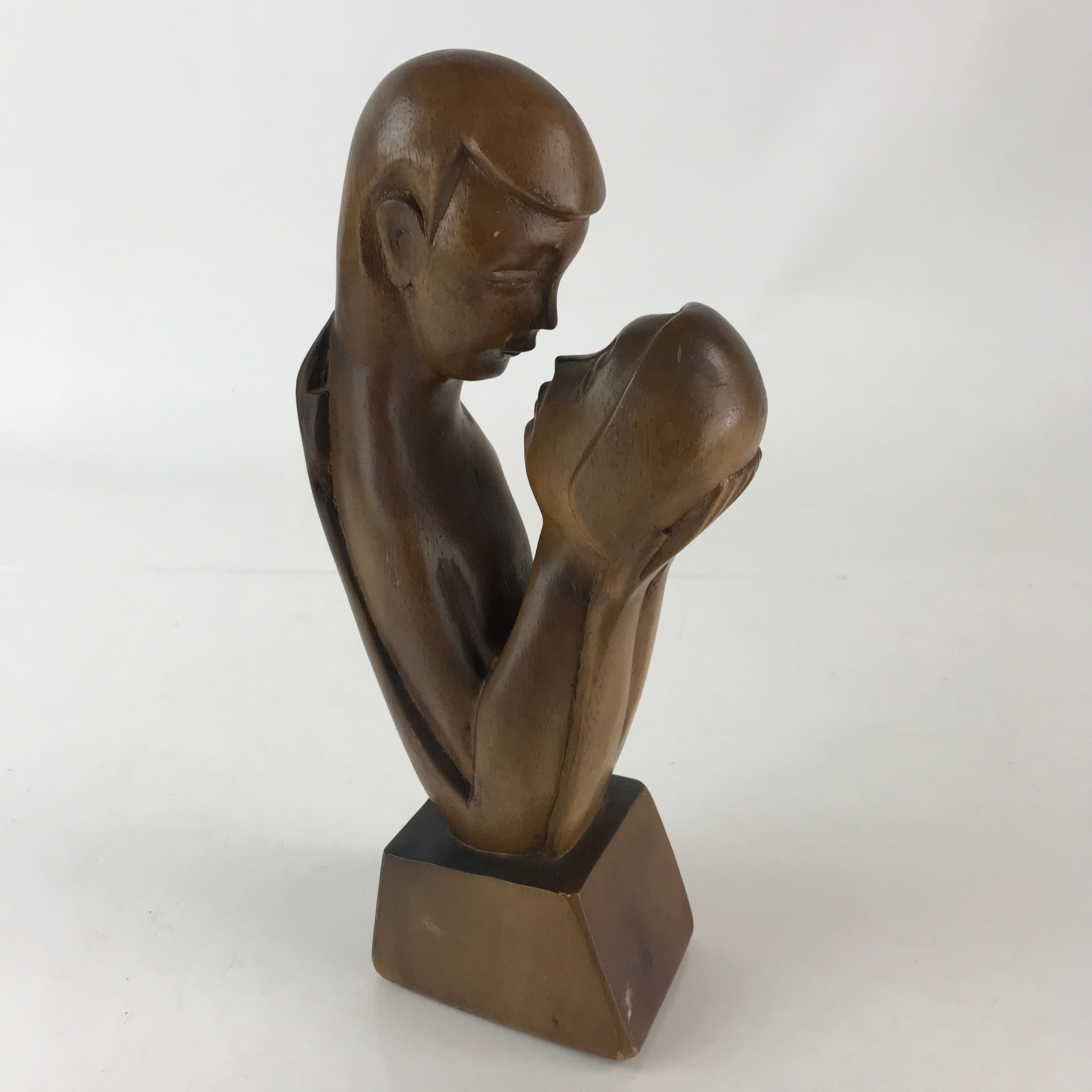 Wood Carving Men And Women Staring Each Other Figurine Vtg Woodcraft Brown BD856