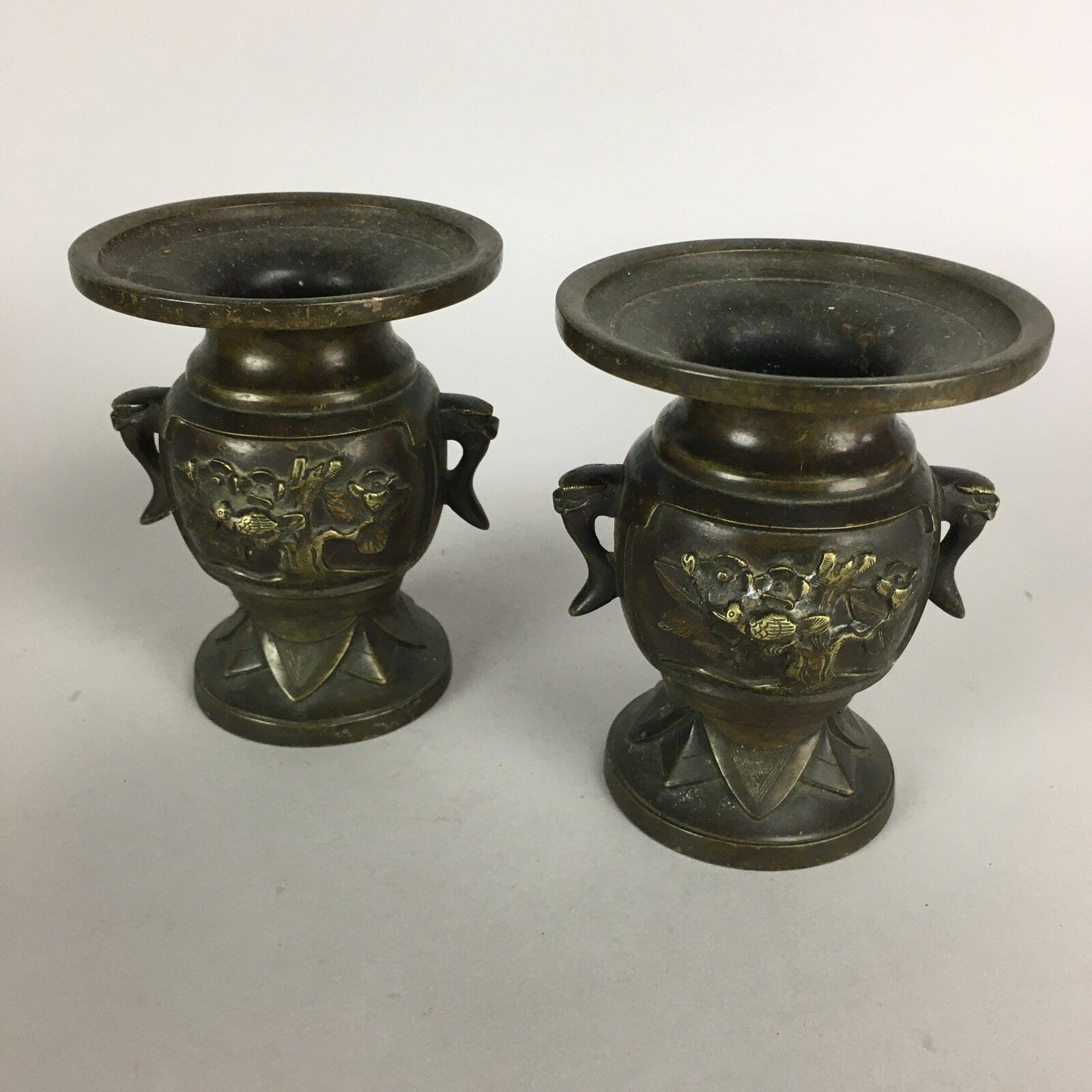 Antique Japanese Bronze Buddhist Altar Fitting Flower Vase 2pc Set Butsudan B433