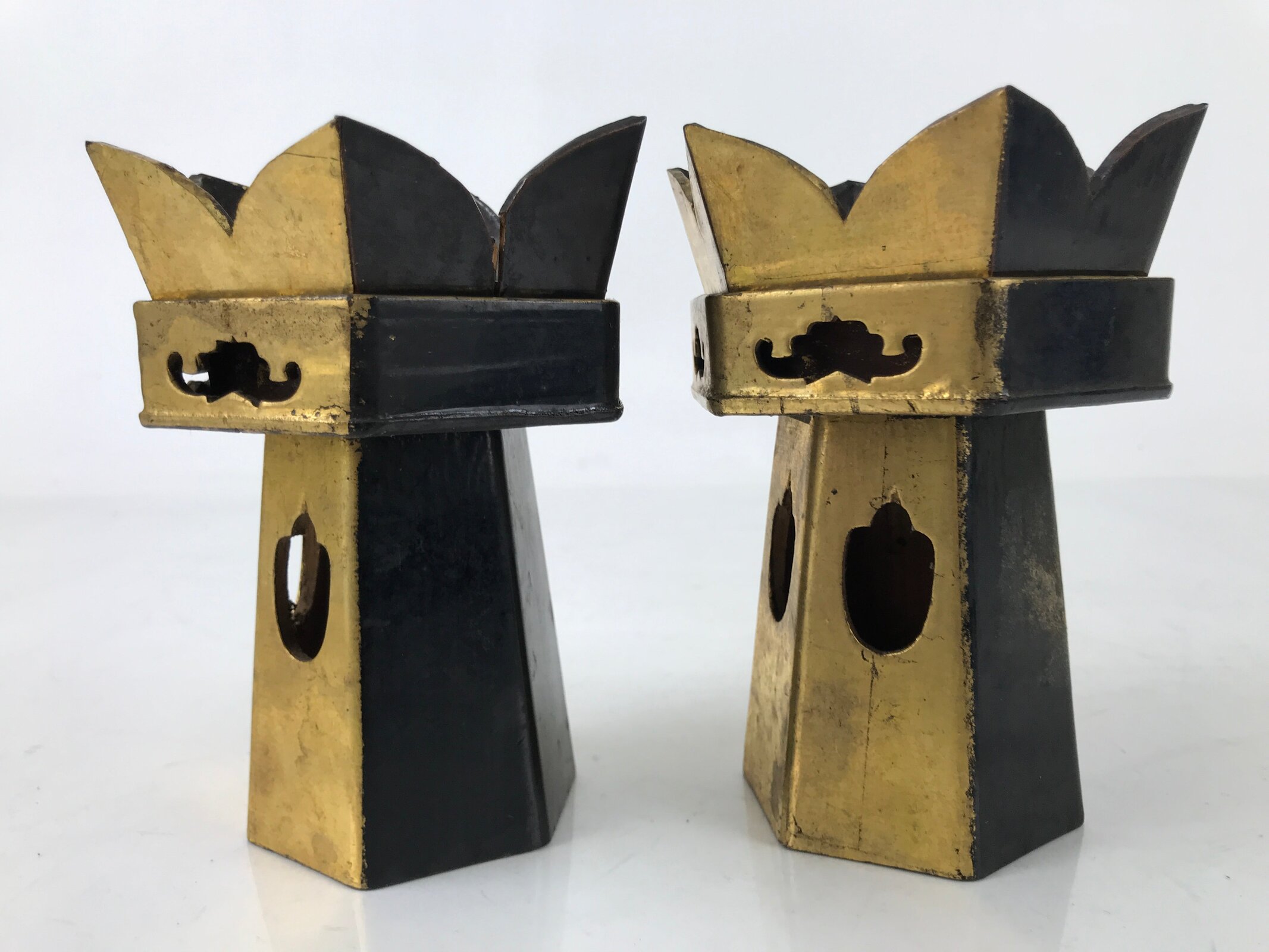 Antique Japanese Buddhist Altar Fitting Wood Kuge Offering Stand 2pc Gold BA525