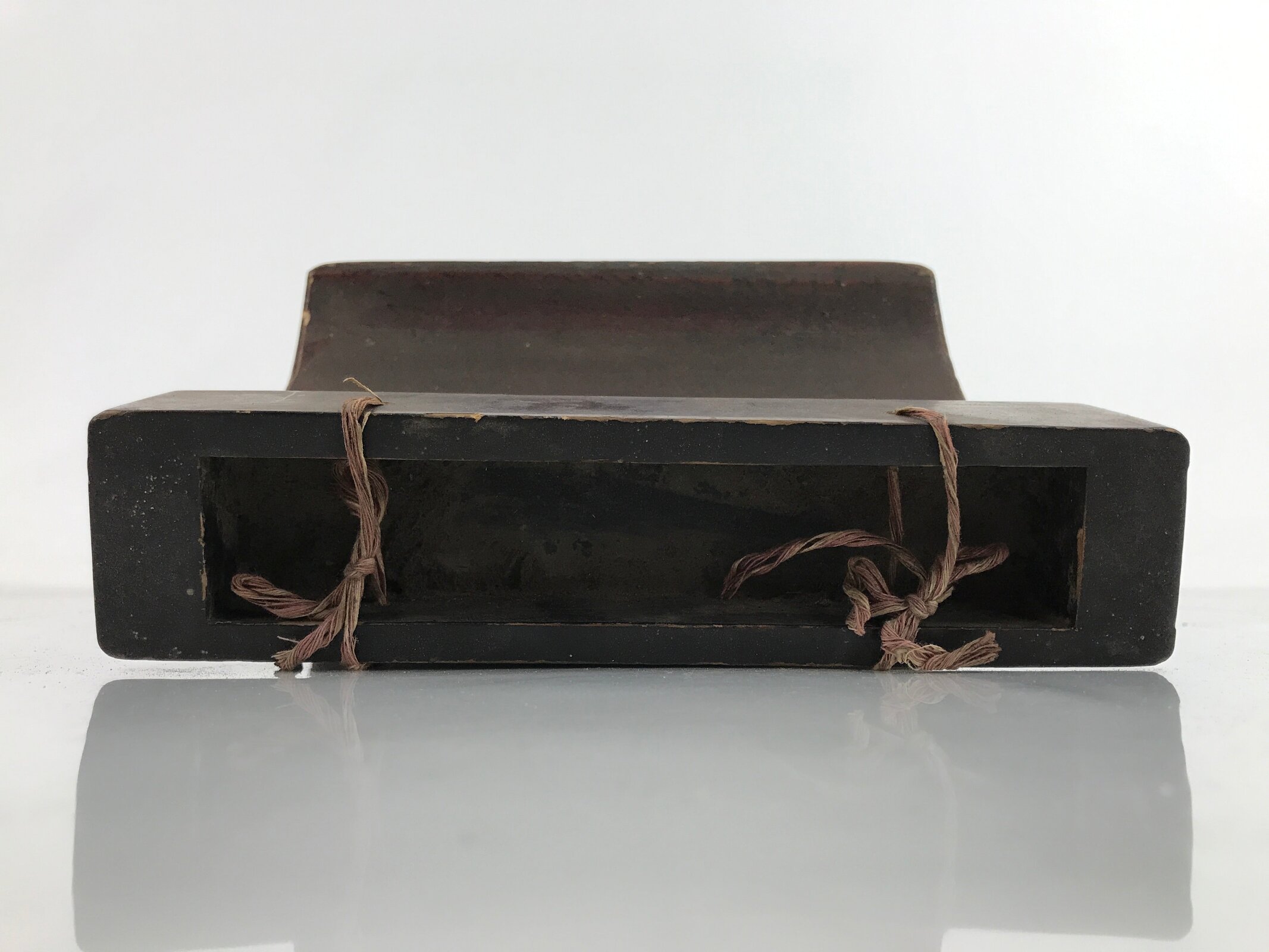 Antique Japanese Lacquered Wood Silk Takamakura Neck Pillow Geisha Red JK703