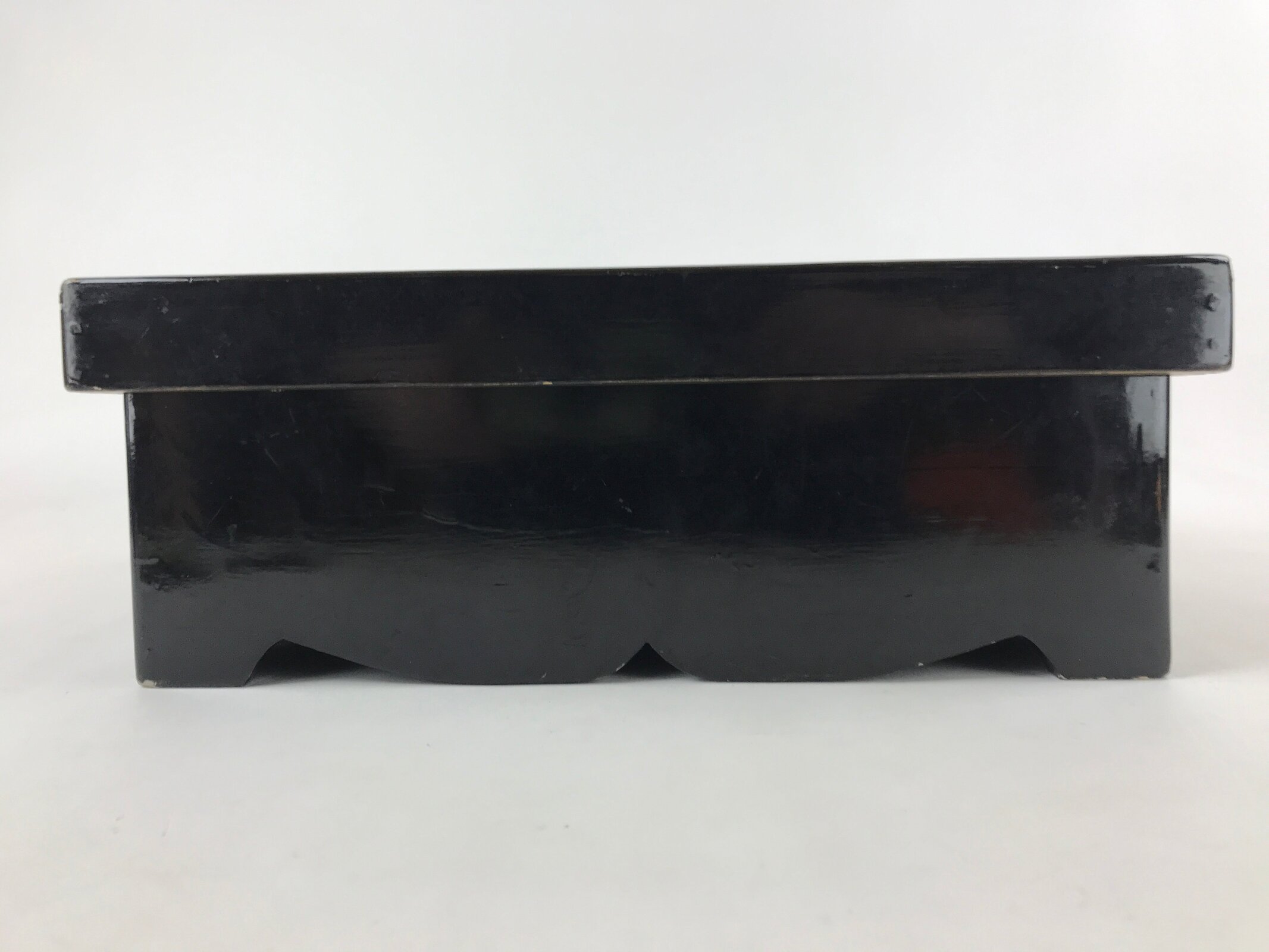 Antique Japanese Lacquered Wooden Big Storage Box With Lid Black Red L69