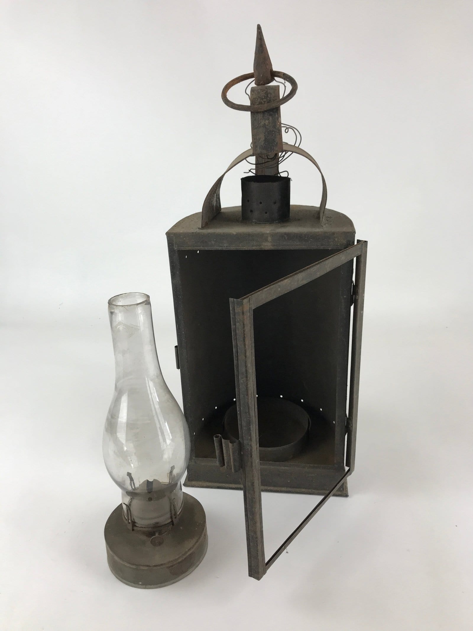 Antique Japanese Oil Lantern Iron Frame Glass Lamp Door Lighting Equipment LT61