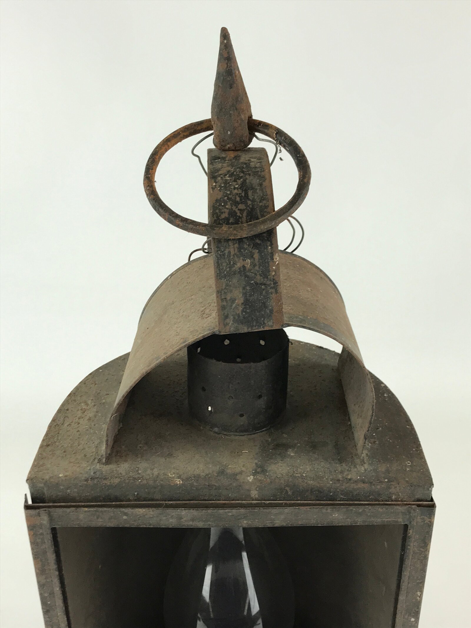 Antique Japanese Oil Lantern Iron Frame Glass Lamp Door Lighting Equipment LT61