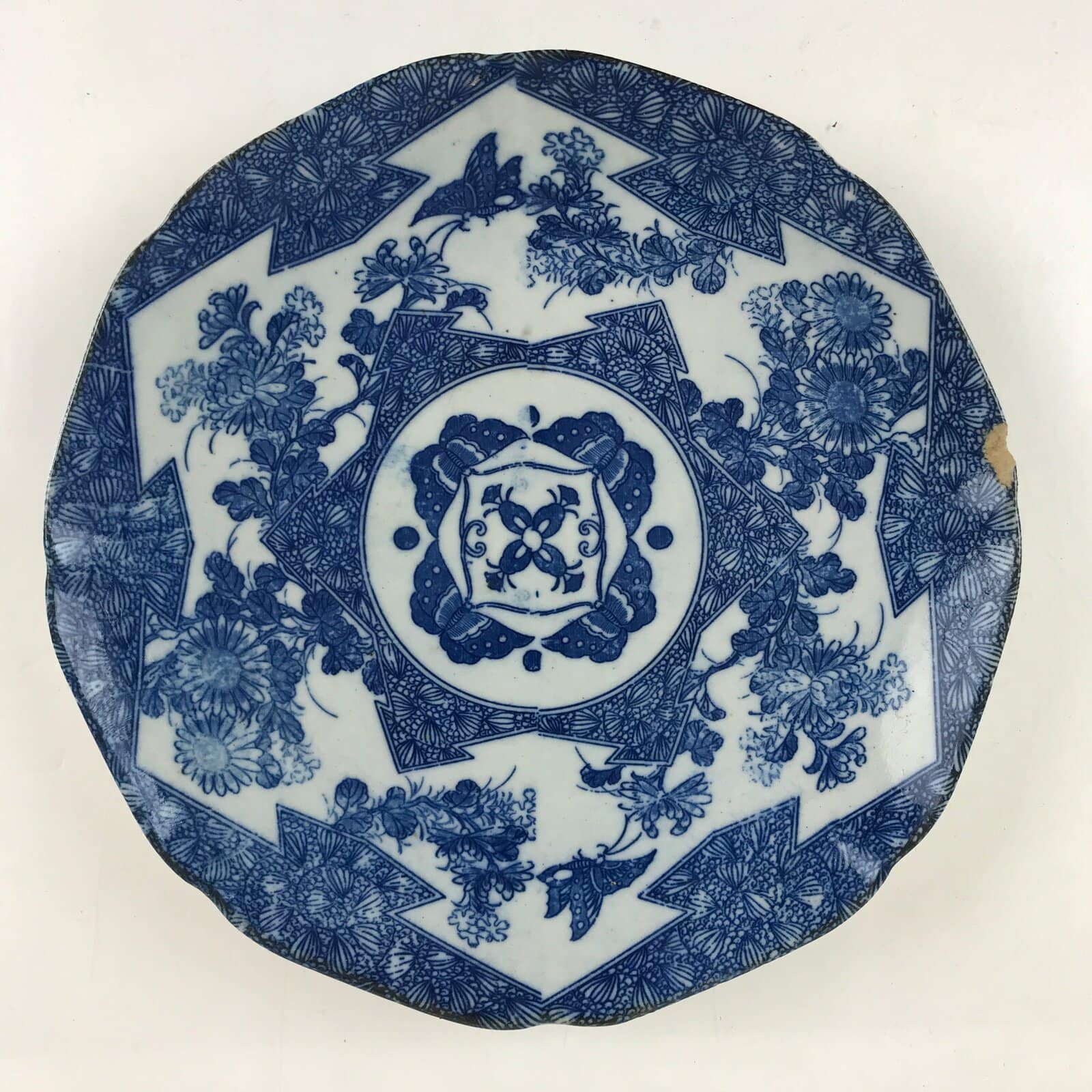 Antique Japanese Porcelain Plate Blue Sometsuke Chrysanthemum Butterfly PY281