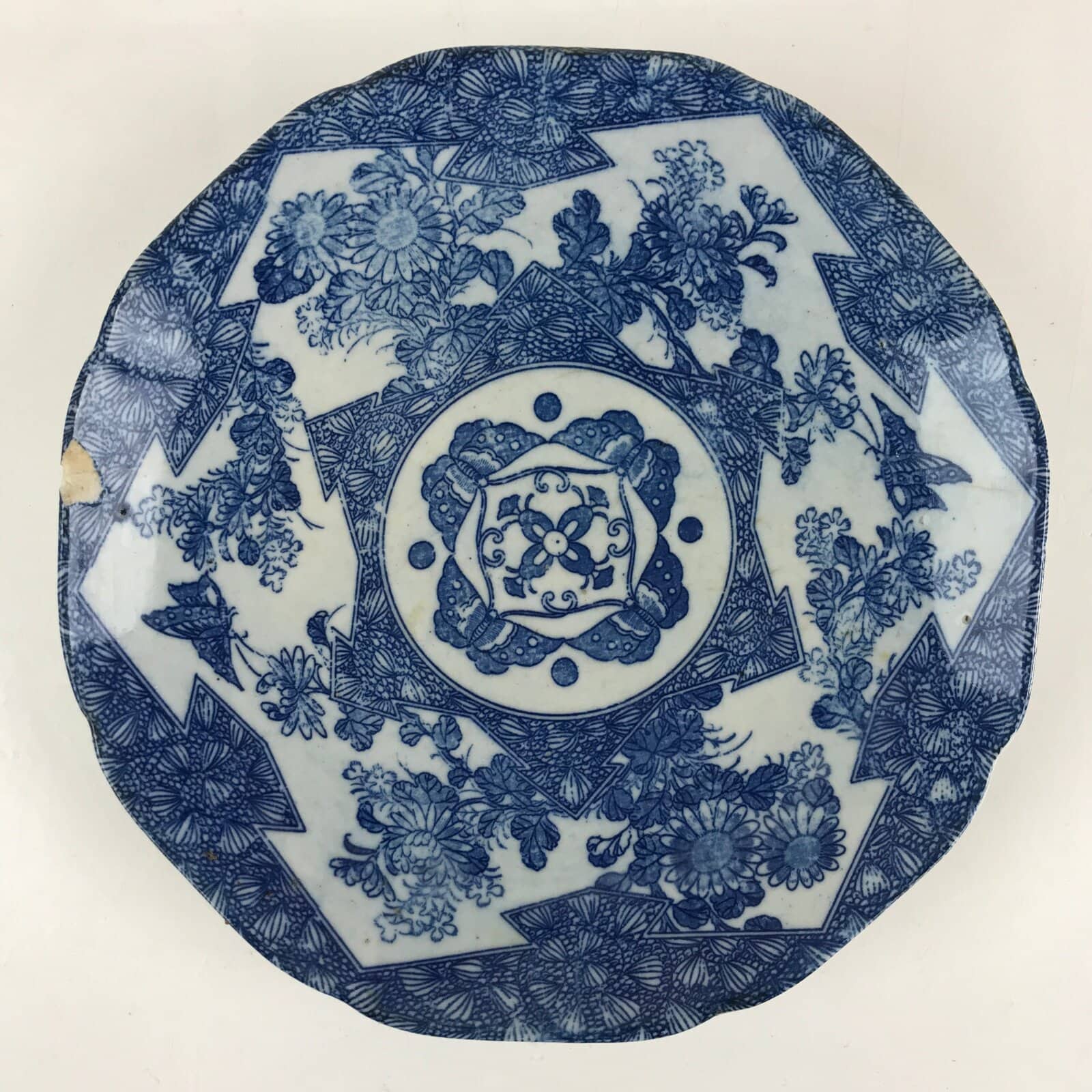 Antique Japanese Porcelain Plate Blue Sometsuke Chrysanthemum Butterfly PY282