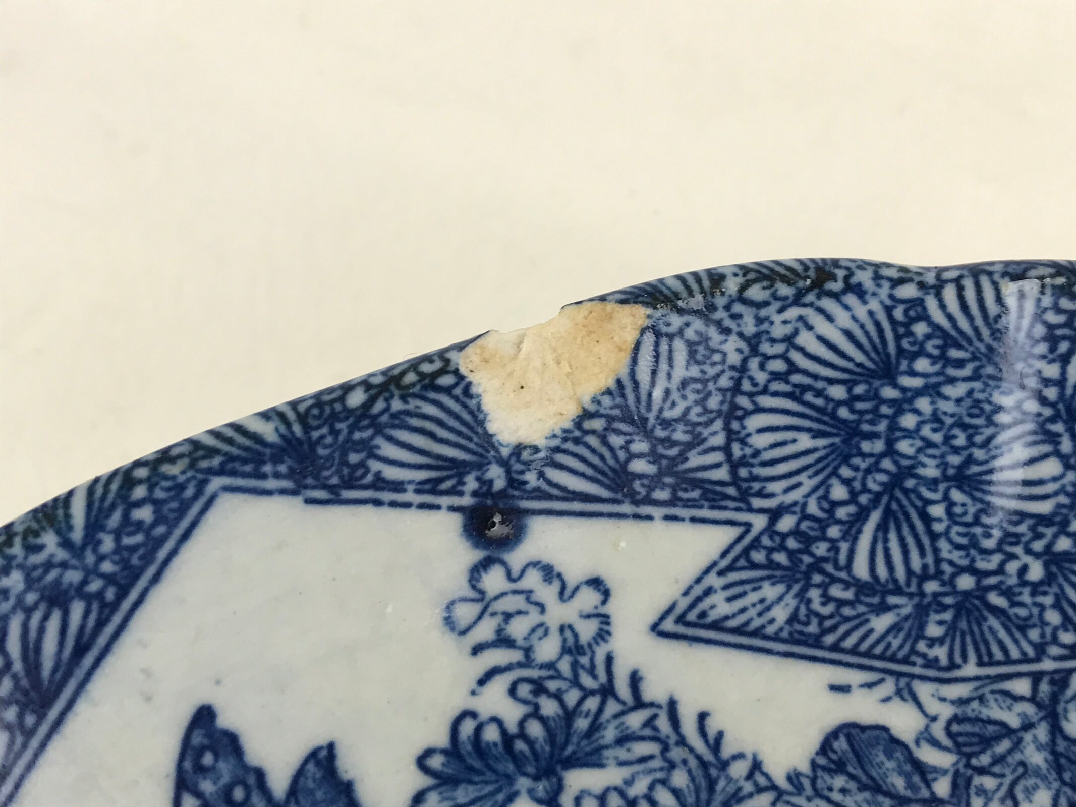 Antique Japanese Porcelain Plate Blue Sometsuke Chrysanthemum Butterfly PY282