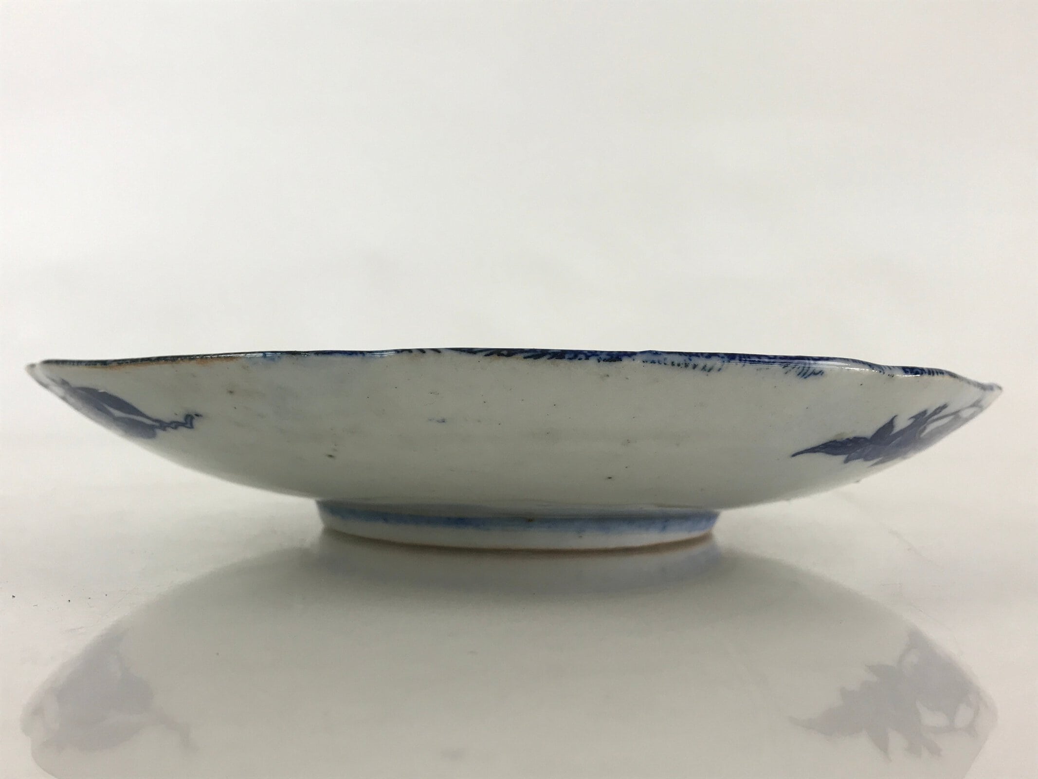 Antique Japanese Porcelain Plate Blue Sometsuke Chrysanthemum Butterfly PY283