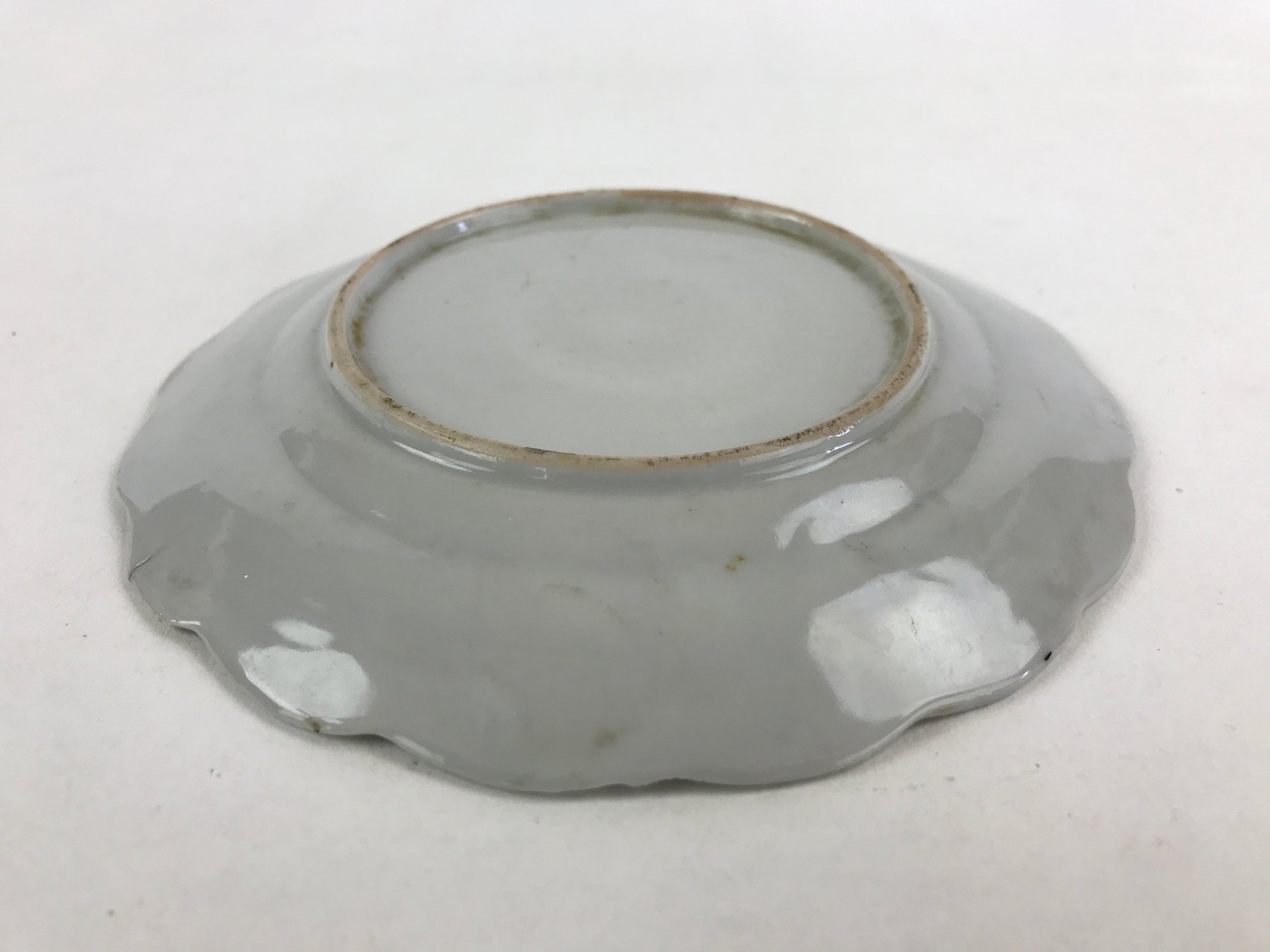 Antique Japanese Porcelain Plate White Floral Butterfly Kozara Yakimono PY465