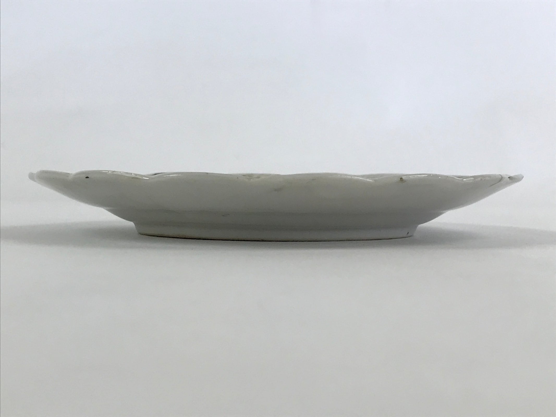 Antique Japanese Porcelain Plate White Floral Butterfly Kozara Yakimono PY465