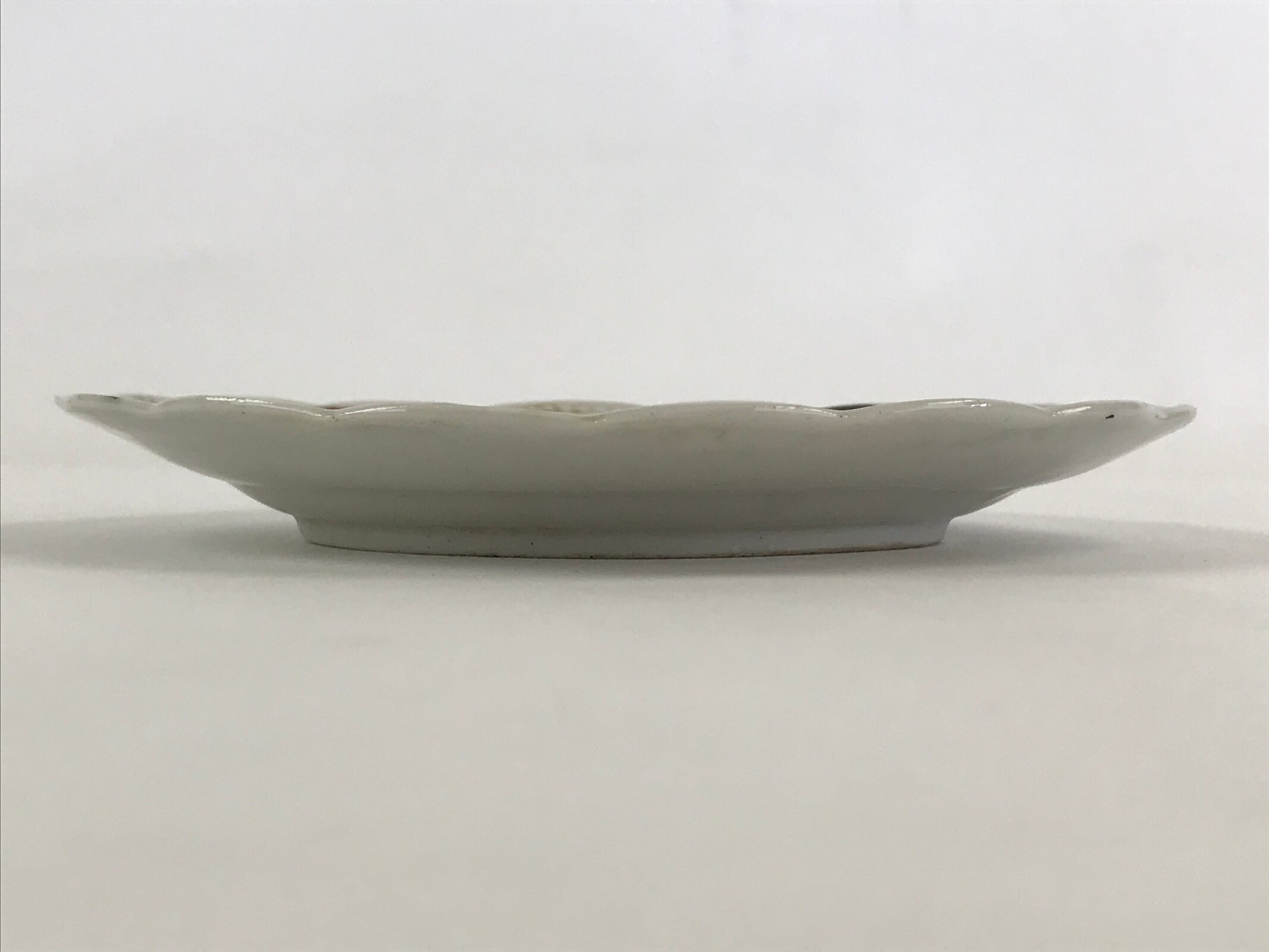 Antique Japanese Porcelain Plate White Floral Butterfly Kozara Yakimono PY465