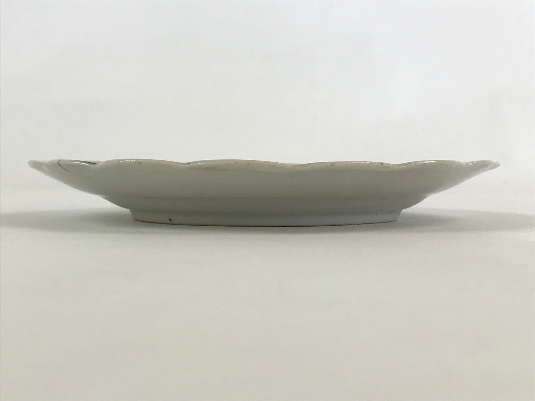 Antique Japanese Porcelain Plate White Floral Butterfly Kozara Yakimono PY465