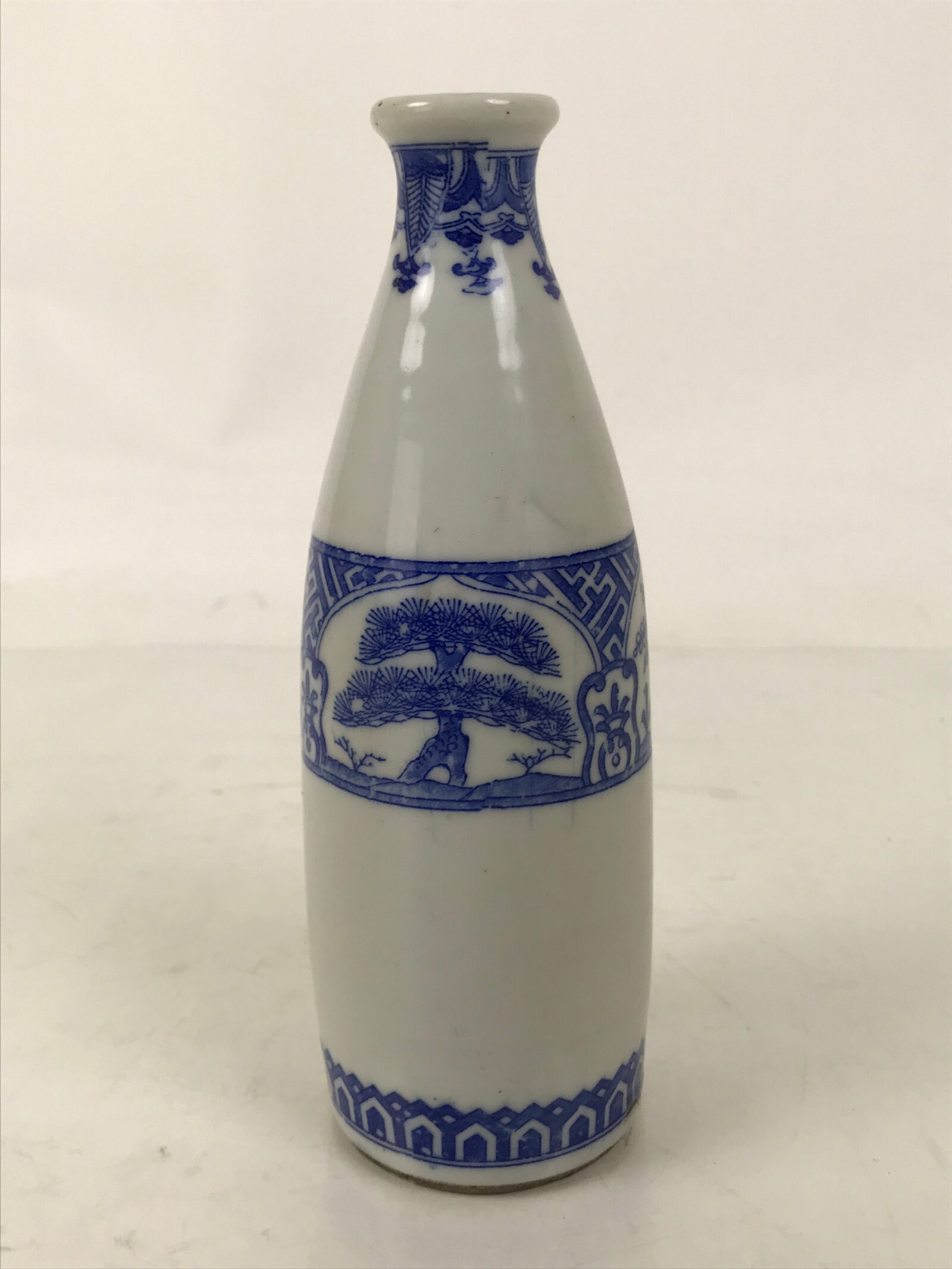 Antique Japanese Porcelain Sake Bottle Tokkuri White Blue Shochikubai Pine TS819